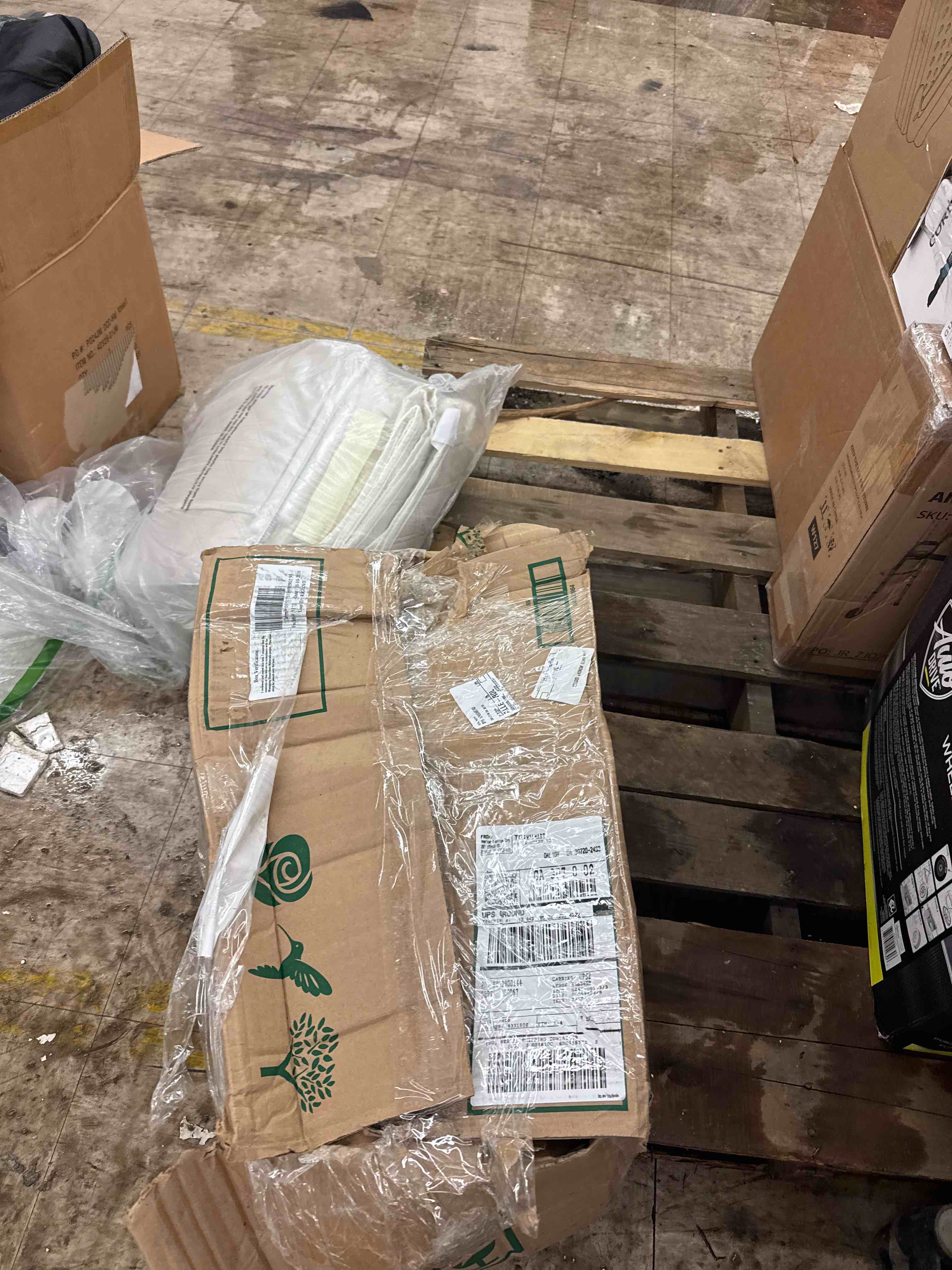 https://s3.amazonaws.com/lotting-images-prod/phillipi/GRA0397871_1731347127792.jpeg