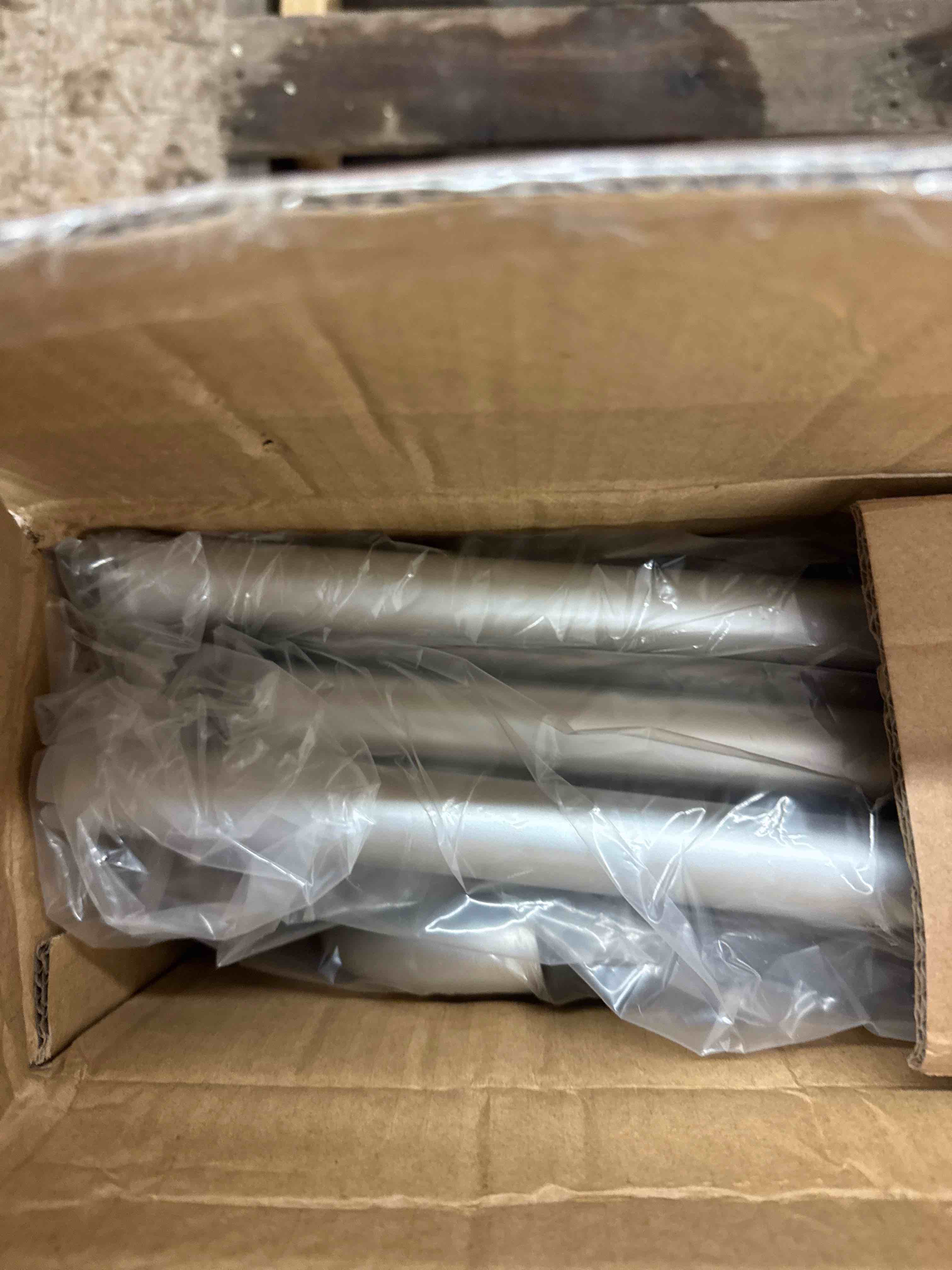 https://s3.amazonaws.com/lotting-images-prod/phillipi/GRA0397879_1731345306890.jpeg