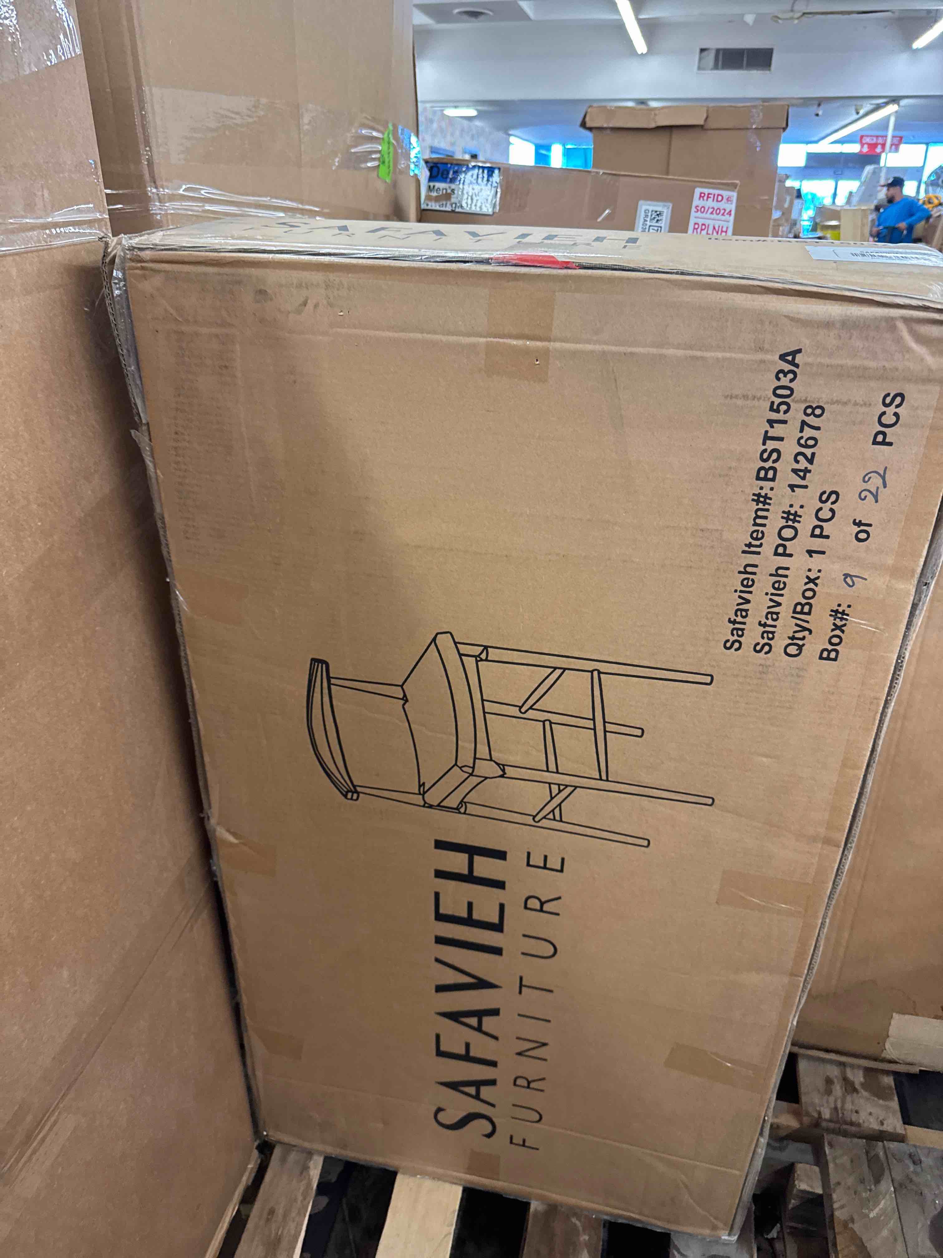https://s3.amazonaws.com/lotting-images-prod/phillipi/GRA0397888_1731343672780.jpeg