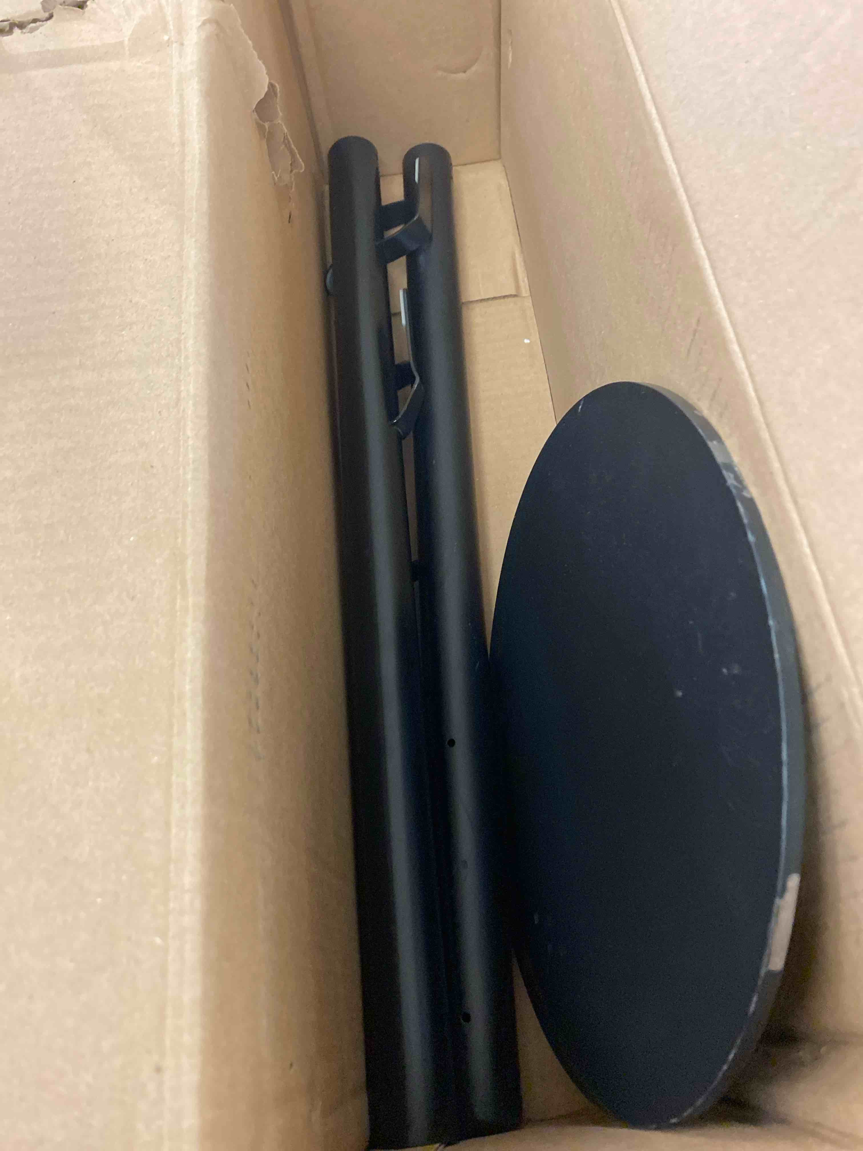 https://s3.amazonaws.com/lotting-images-prod/phillipi/GRA0398137_1744216629497.jpeg