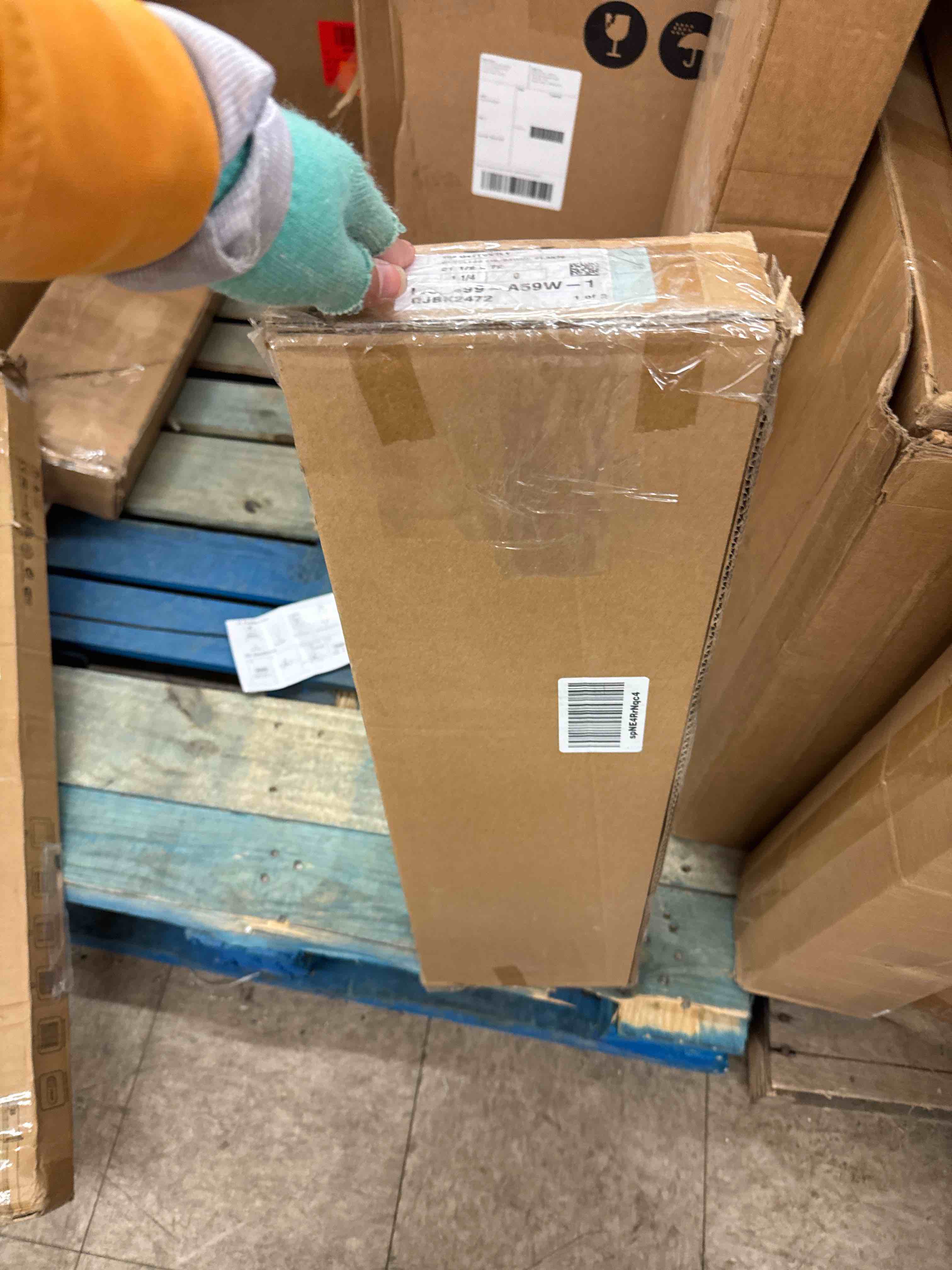 https://s3.amazonaws.com/lotting-images-prod/phillipi/GRA0398938_1738598010047.jpeg