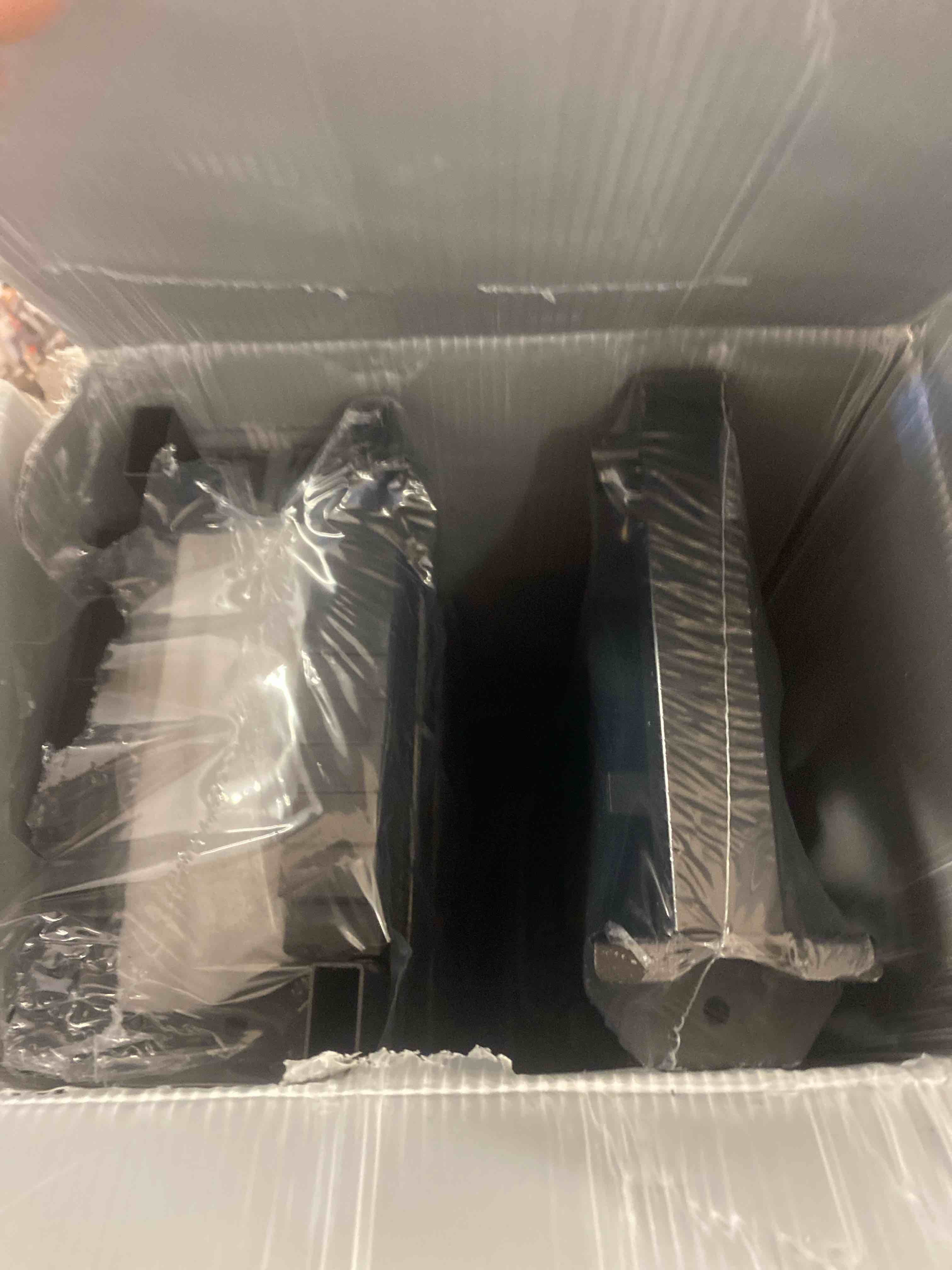https://s3.amazonaws.com/lotting-images-prod/phillipi/GRA0400008_1741969472415.jpeg