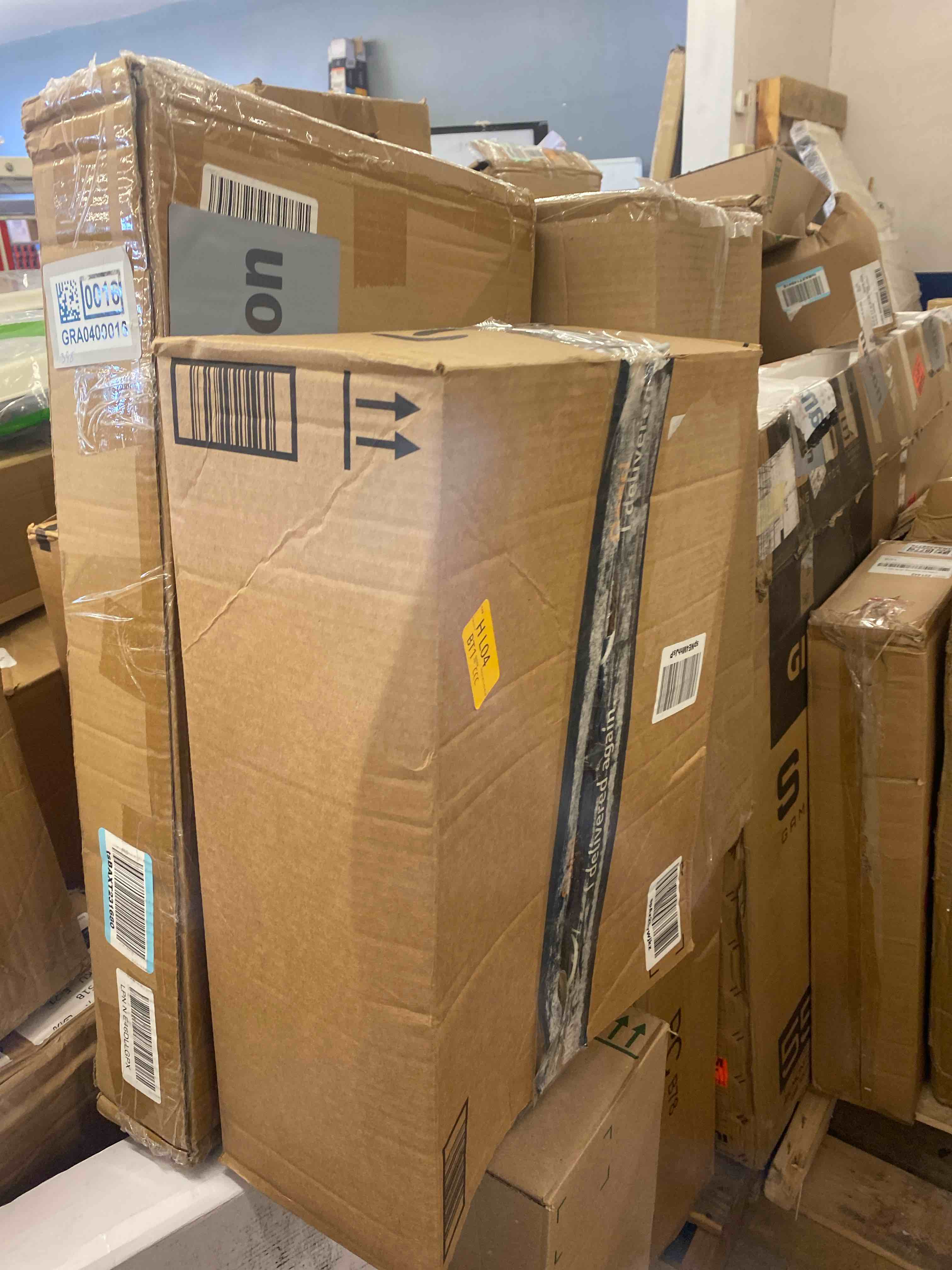 https://s3.amazonaws.com/lotting-images-prod/phillipi/GRA0400015_1741968123789.jpeg