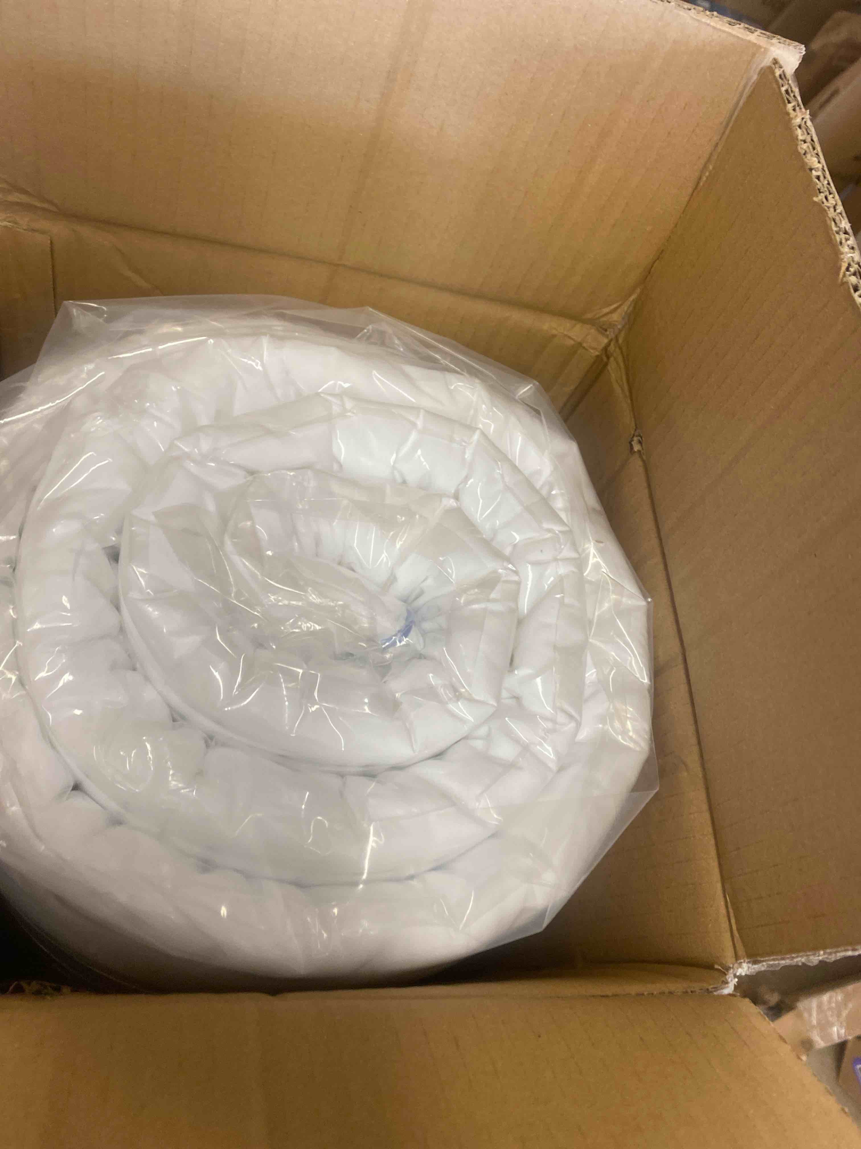 https://s3.amazonaws.com/lotting-images-prod/phillipi/GRA0400037_1741897777029.jpeg