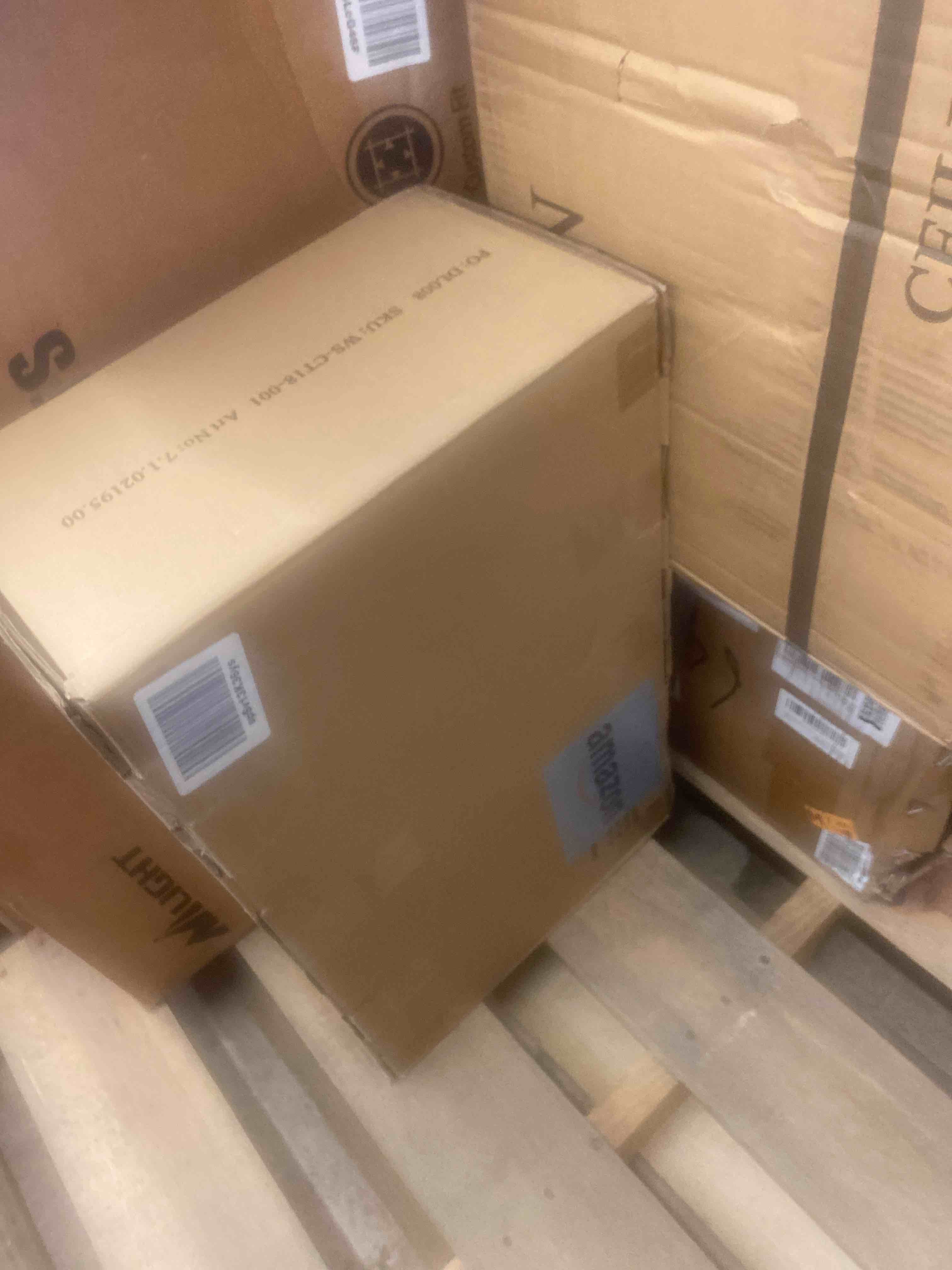 https://s3.amazonaws.com/lotting-images-prod/phillipi/GRA0400040_1741897316692.jpeg