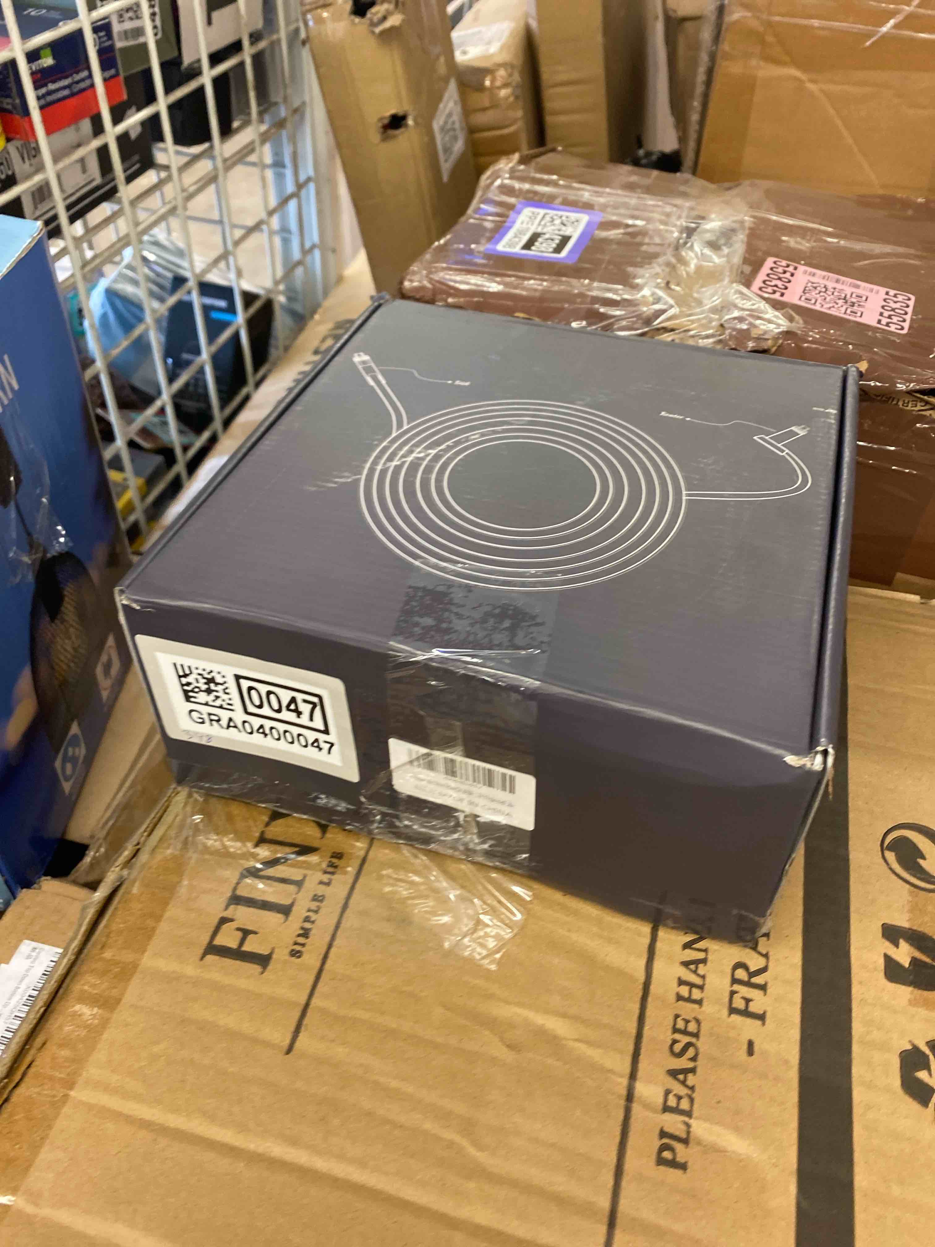 https://s3.amazonaws.com/lotting-images-prod/phillipi/GRA0400047_1741896475642.jpeg