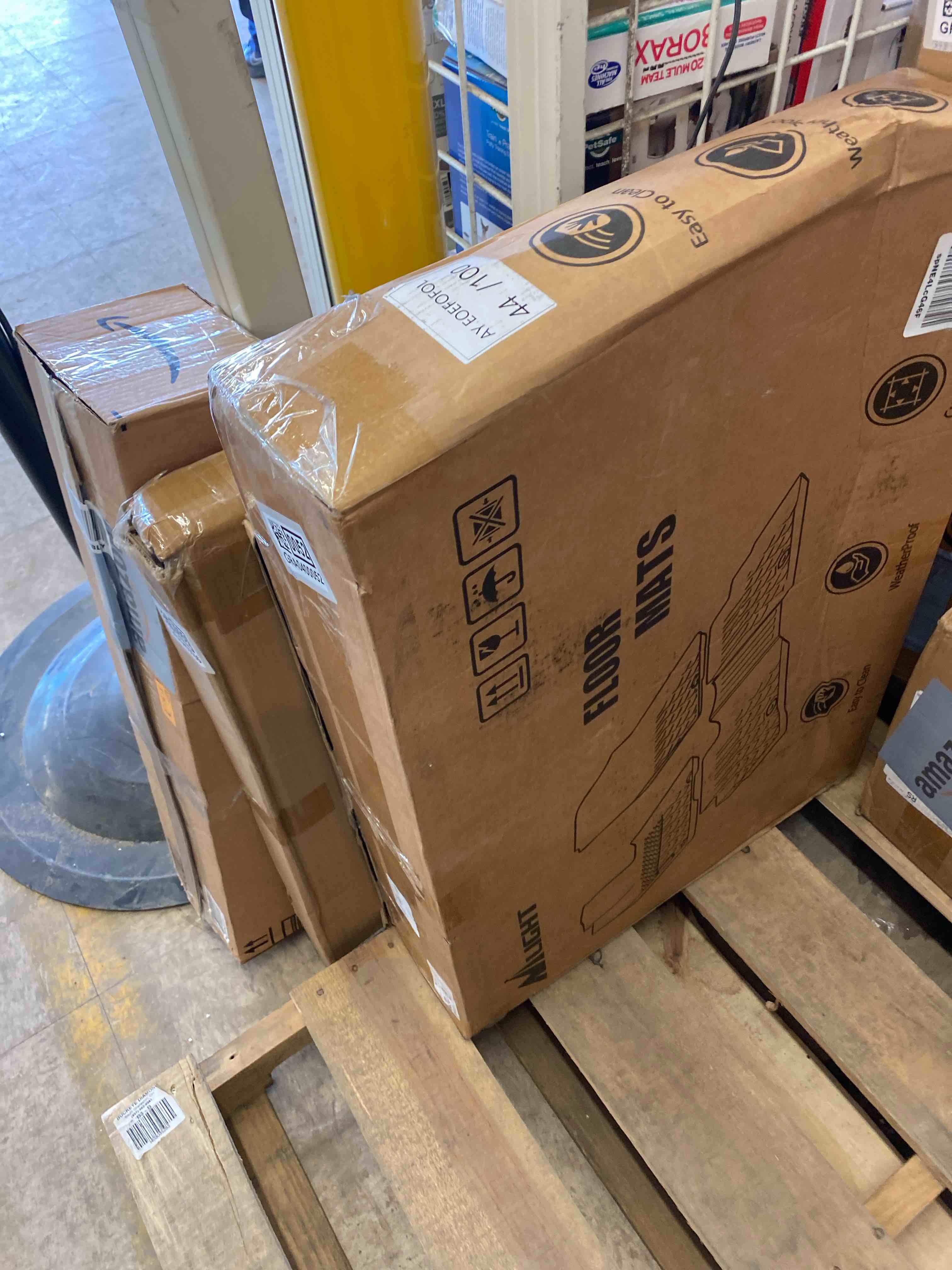 https://s3.amazonaws.com/lotting-images-prod/phillipi/GRA0400052_1741894018189.jpeg