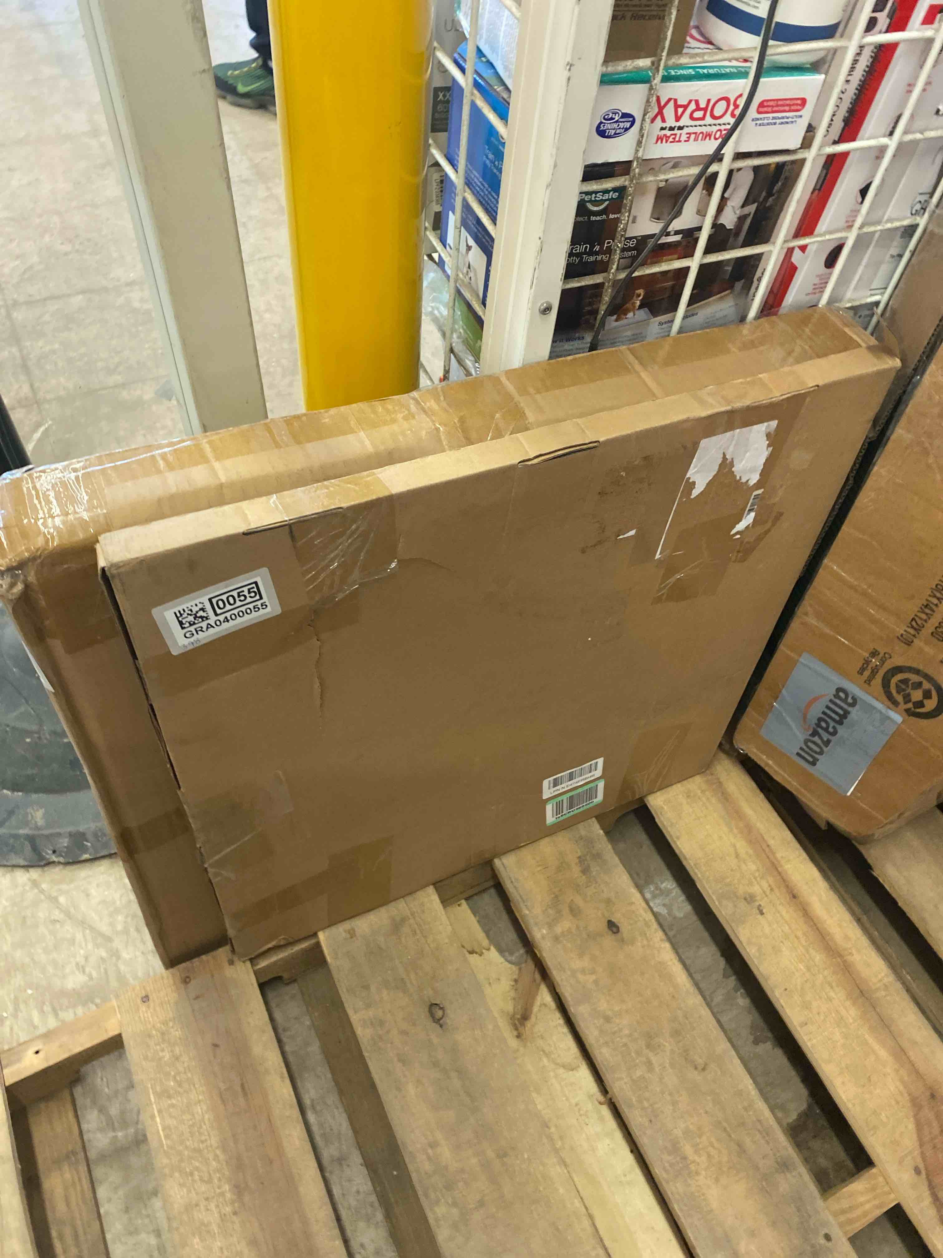 https://s3.amazonaws.com/lotting-images-prod/phillipi/GRA0400055_1741893531964.jpeg