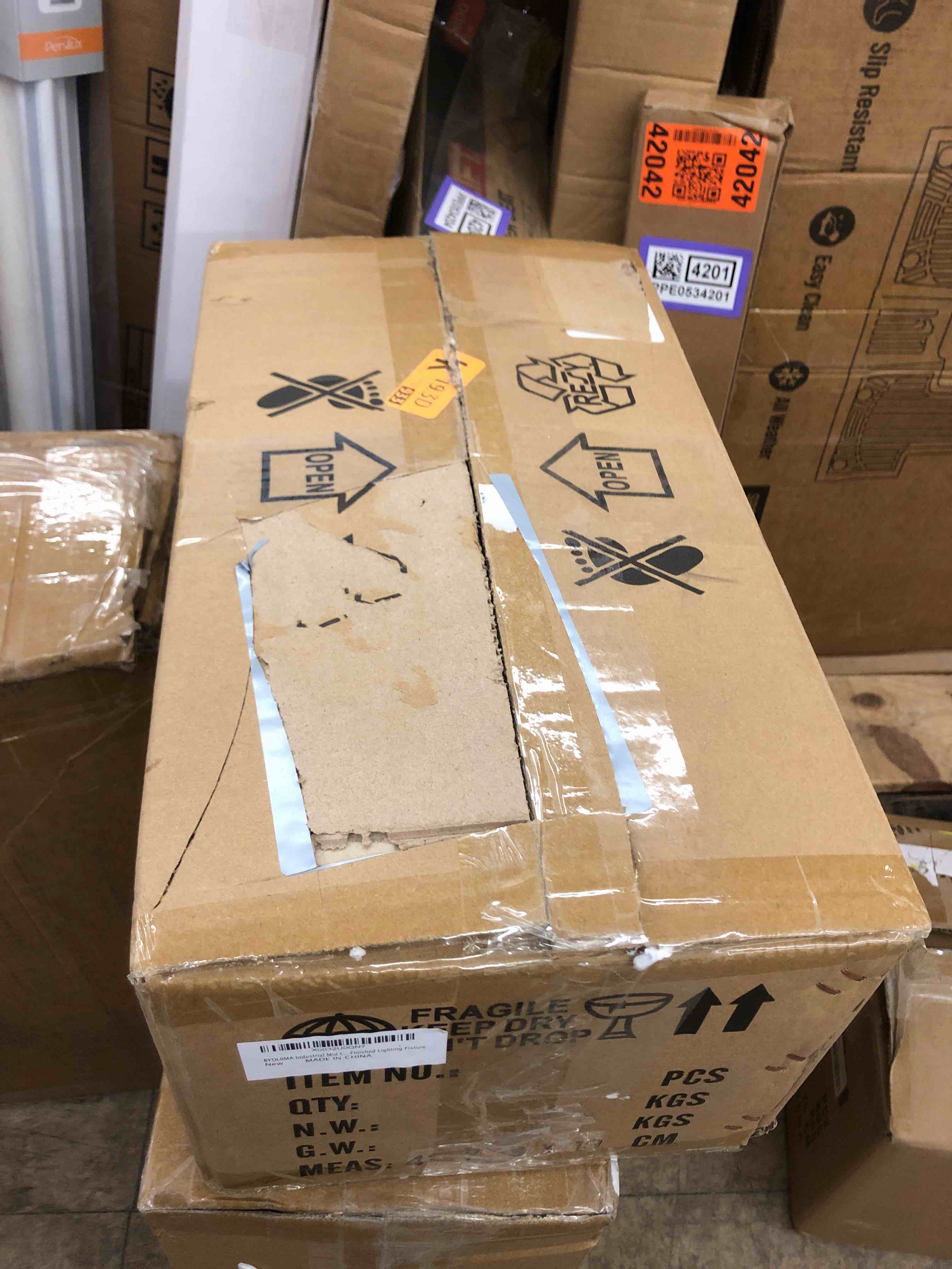 https://s3.amazonaws.com/lotting-images-prod/phillipi/GRA0400902_1738162437062.jpeg