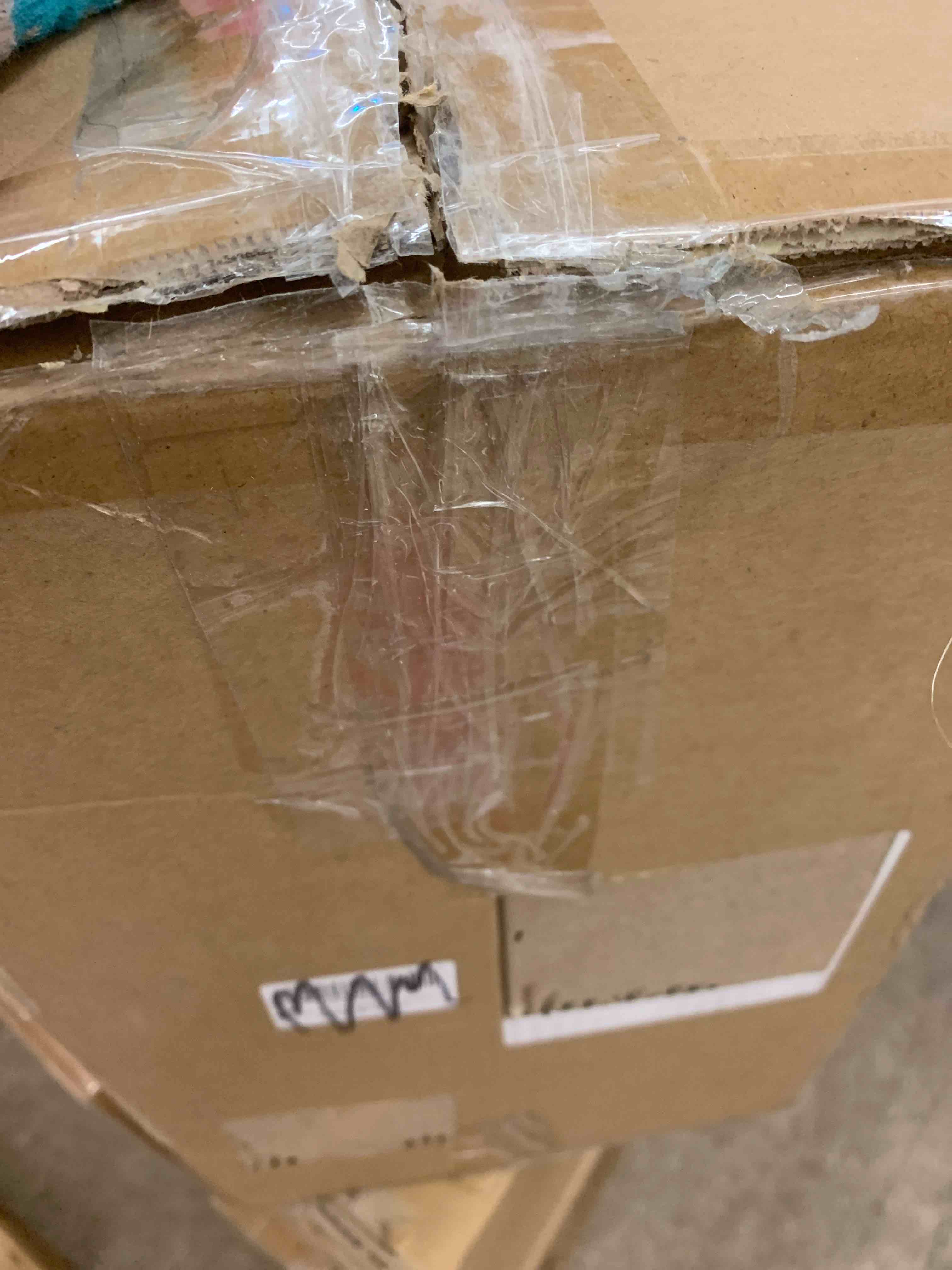 https://s3.amazonaws.com/lotting-images-prod/phillipi/GRA0400936_1738160473256.jpeg