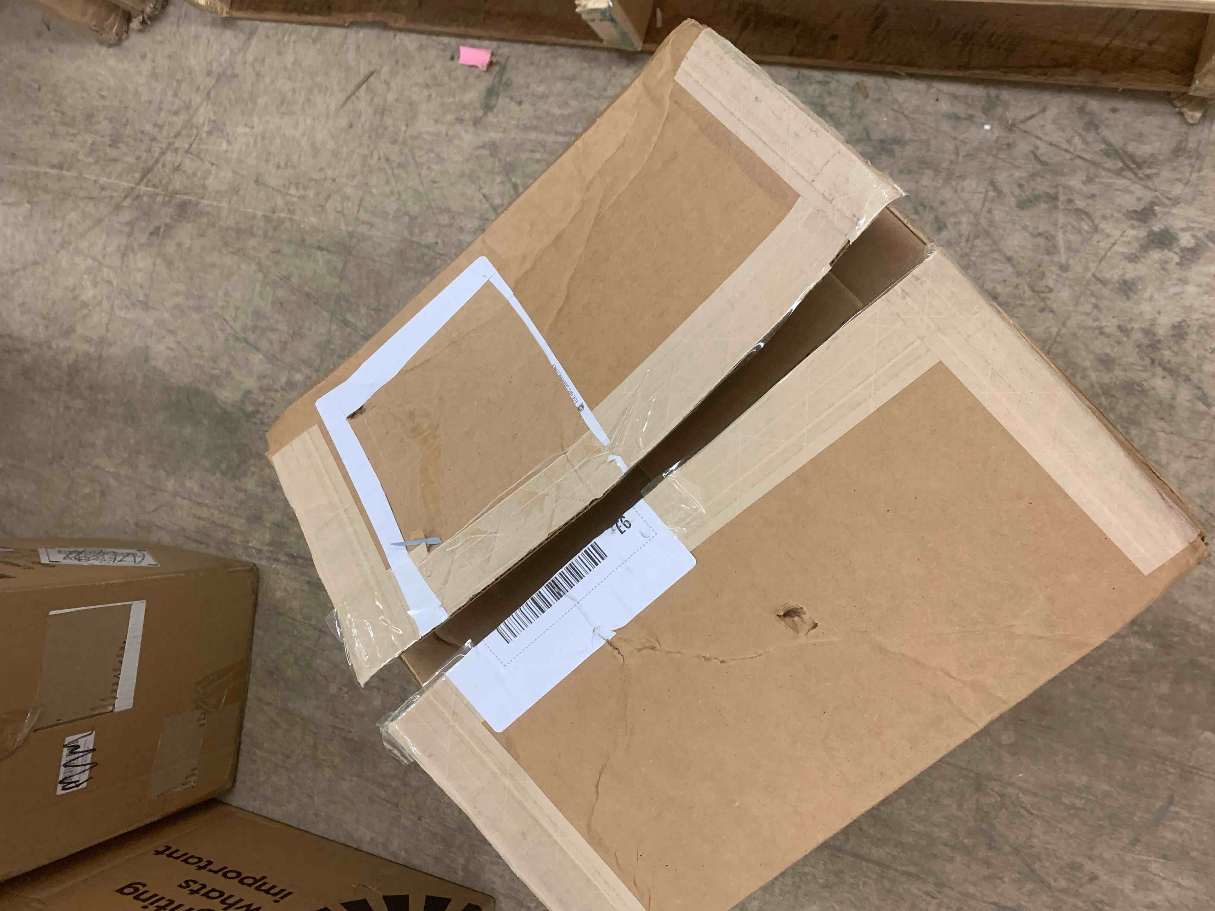 https://s3.amazonaws.com/lotting-images-prod/phillipi/GRA0400938_1738160387041.jpeg