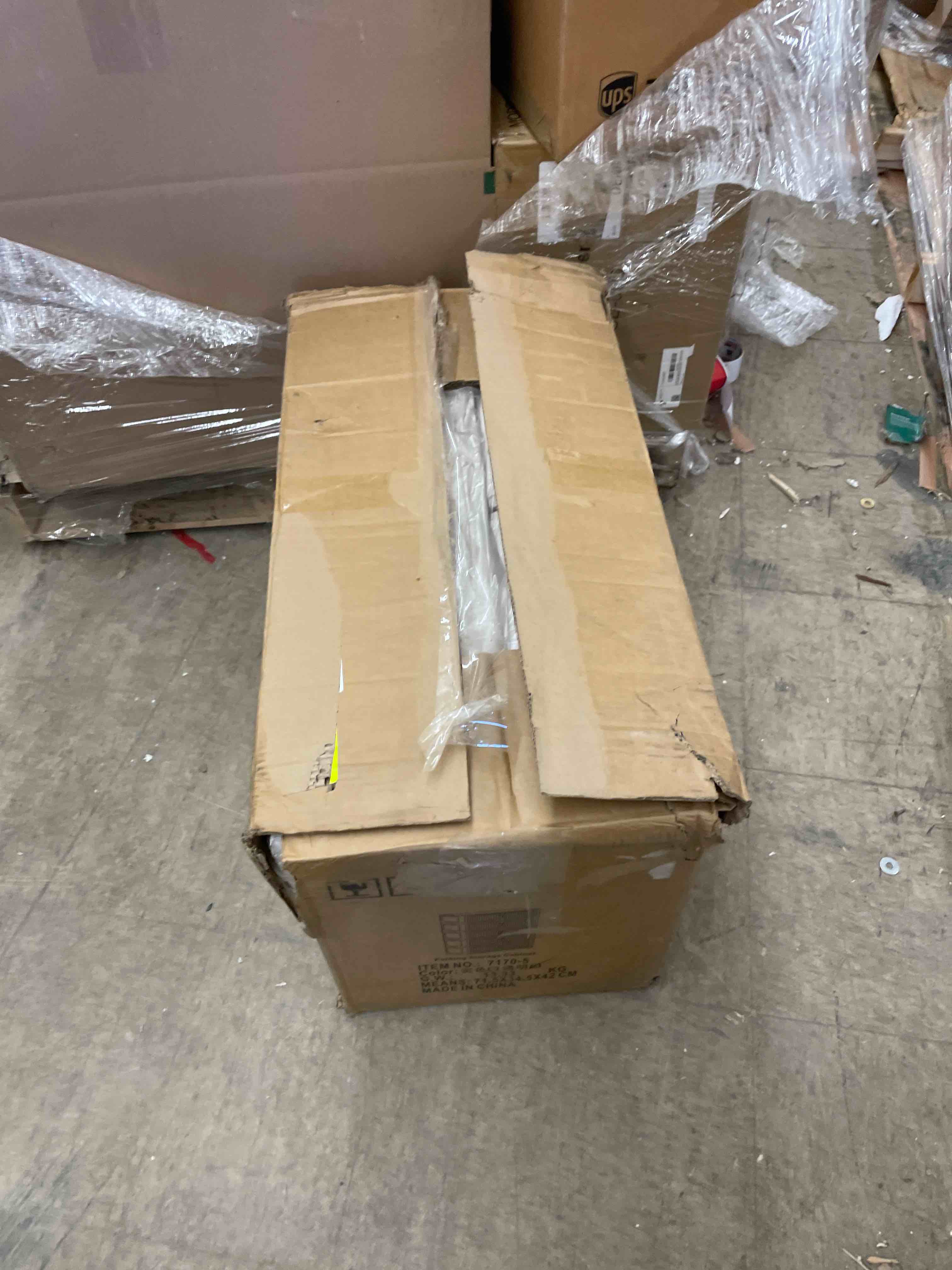 https://s3.amazonaws.com/lotting-images-prod/phillipi/GRA0400948_1738092917718.jpeg