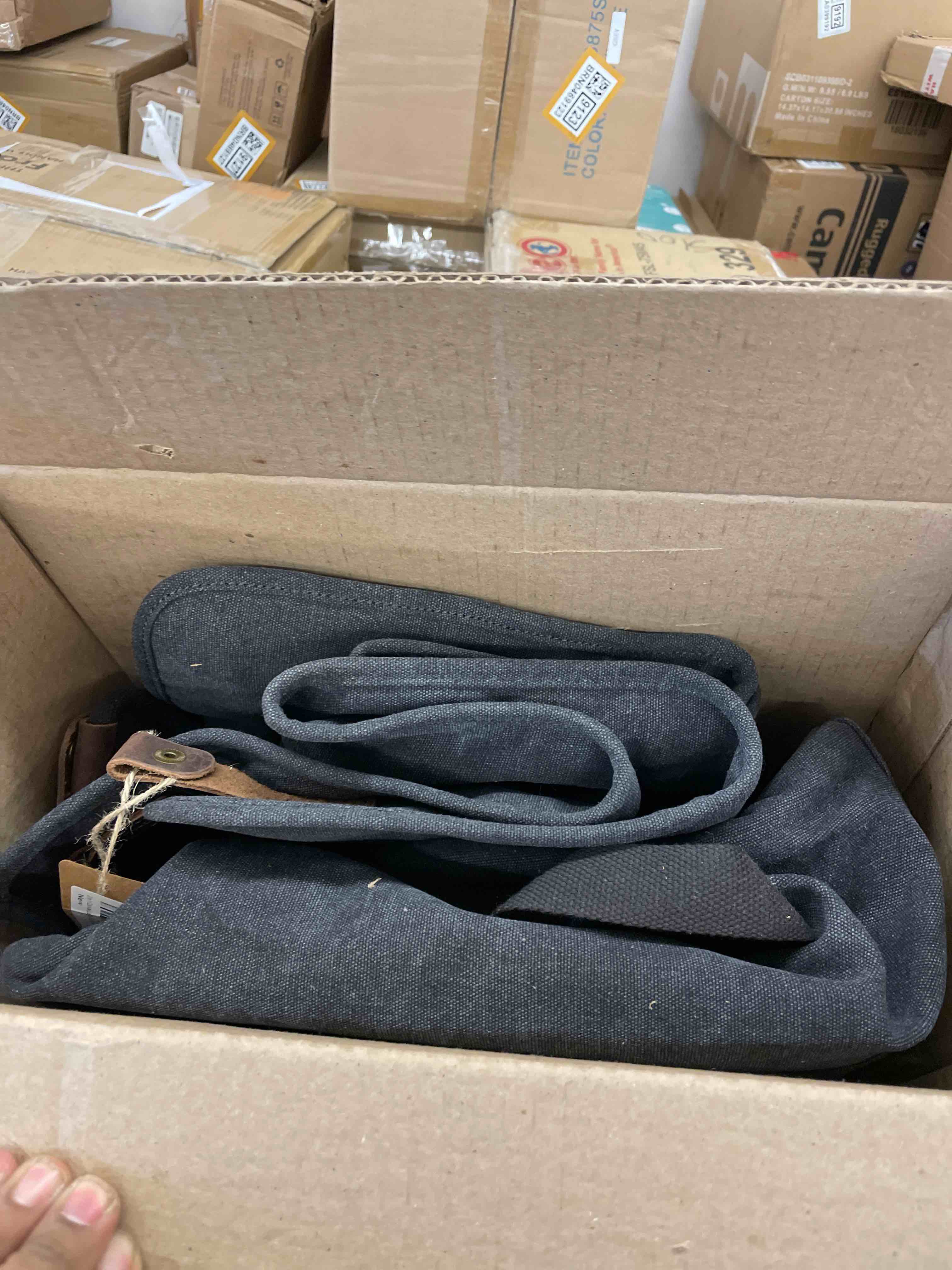 https://s3.amazonaws.com/lotting-images-prod/phillipi/GRA0400962_1738089816017.jpeg