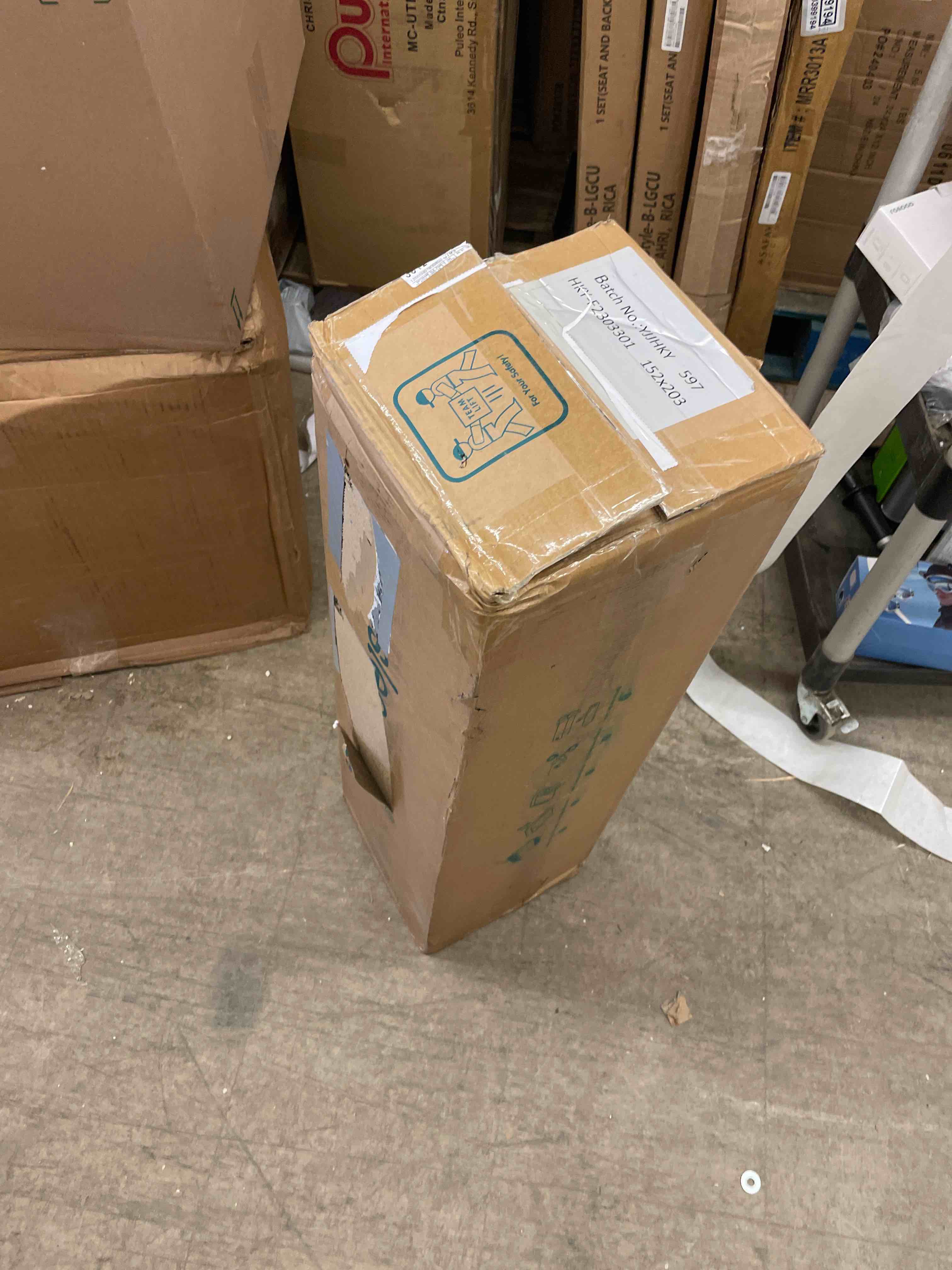 https://s3.amazonaws.com/lotting-images-prod/phillipi/GRA0400963_1738089621056.jpeg