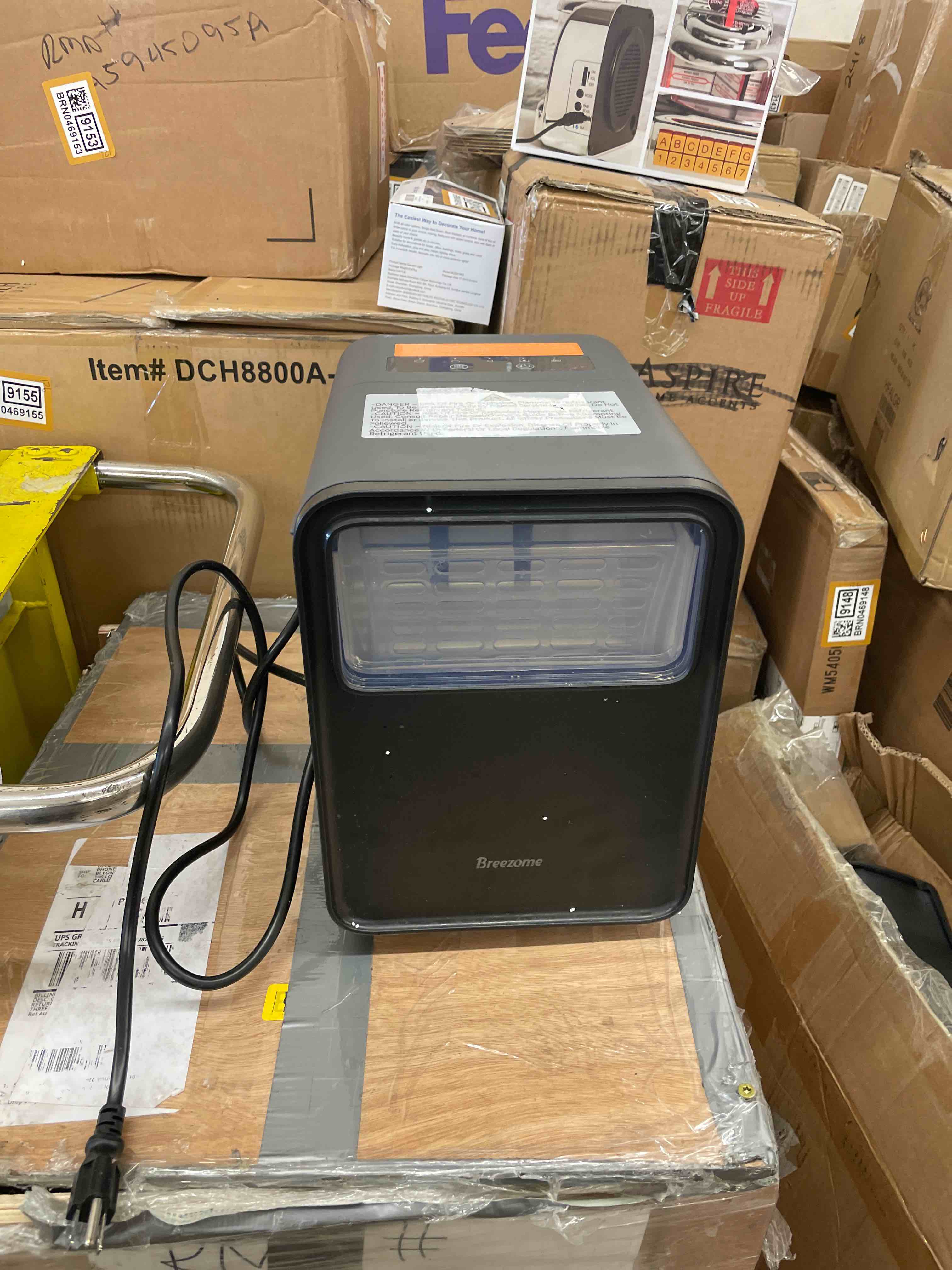 https://s3.amazonaws.com/lotting-images-prod/phillipi/GRA0400967_1738088763291.jpeg