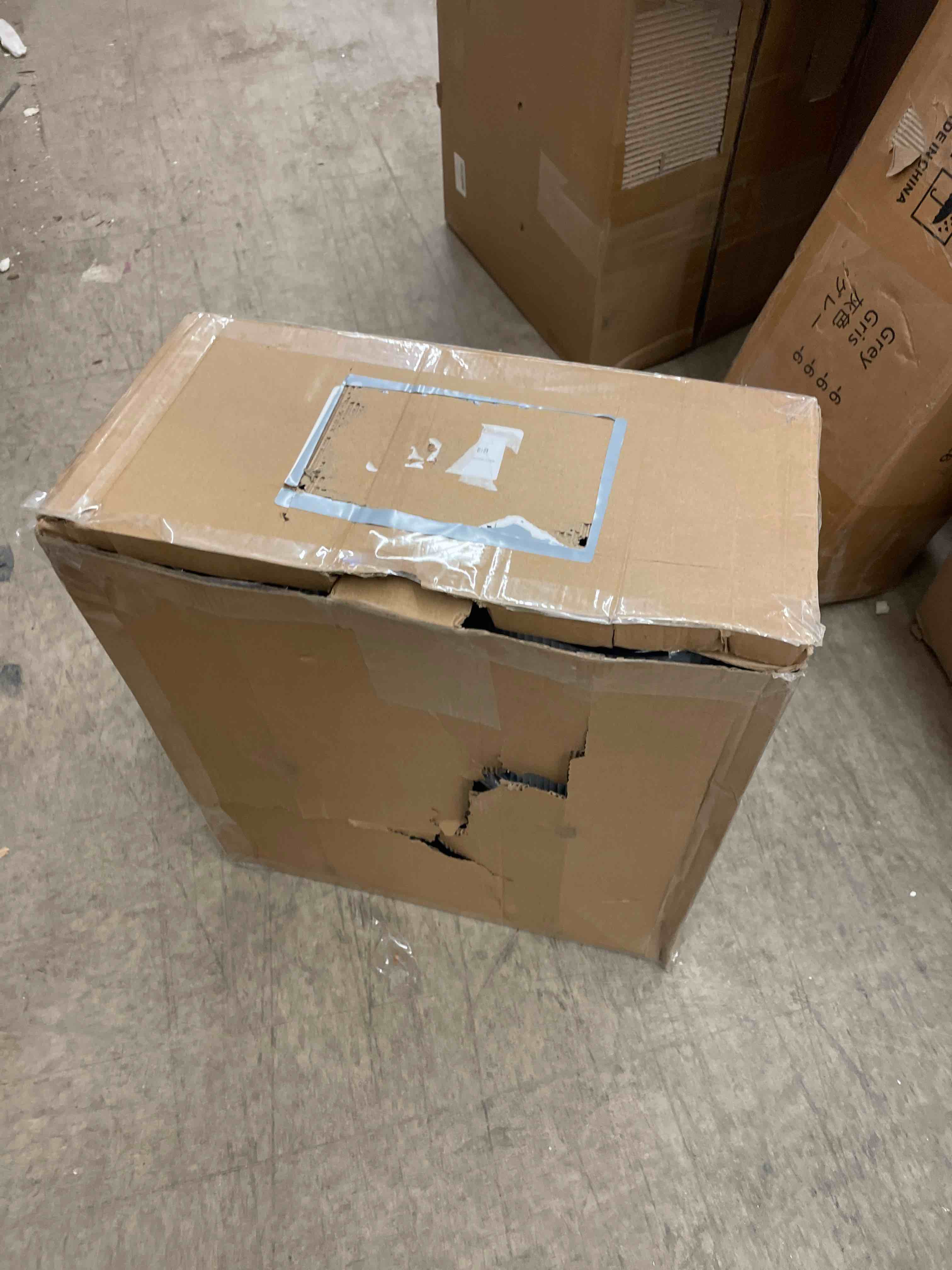 https://s3.amazonaws.com/lotting-images-prod/phillipi/GRA0400972_1738087730754.jpeg