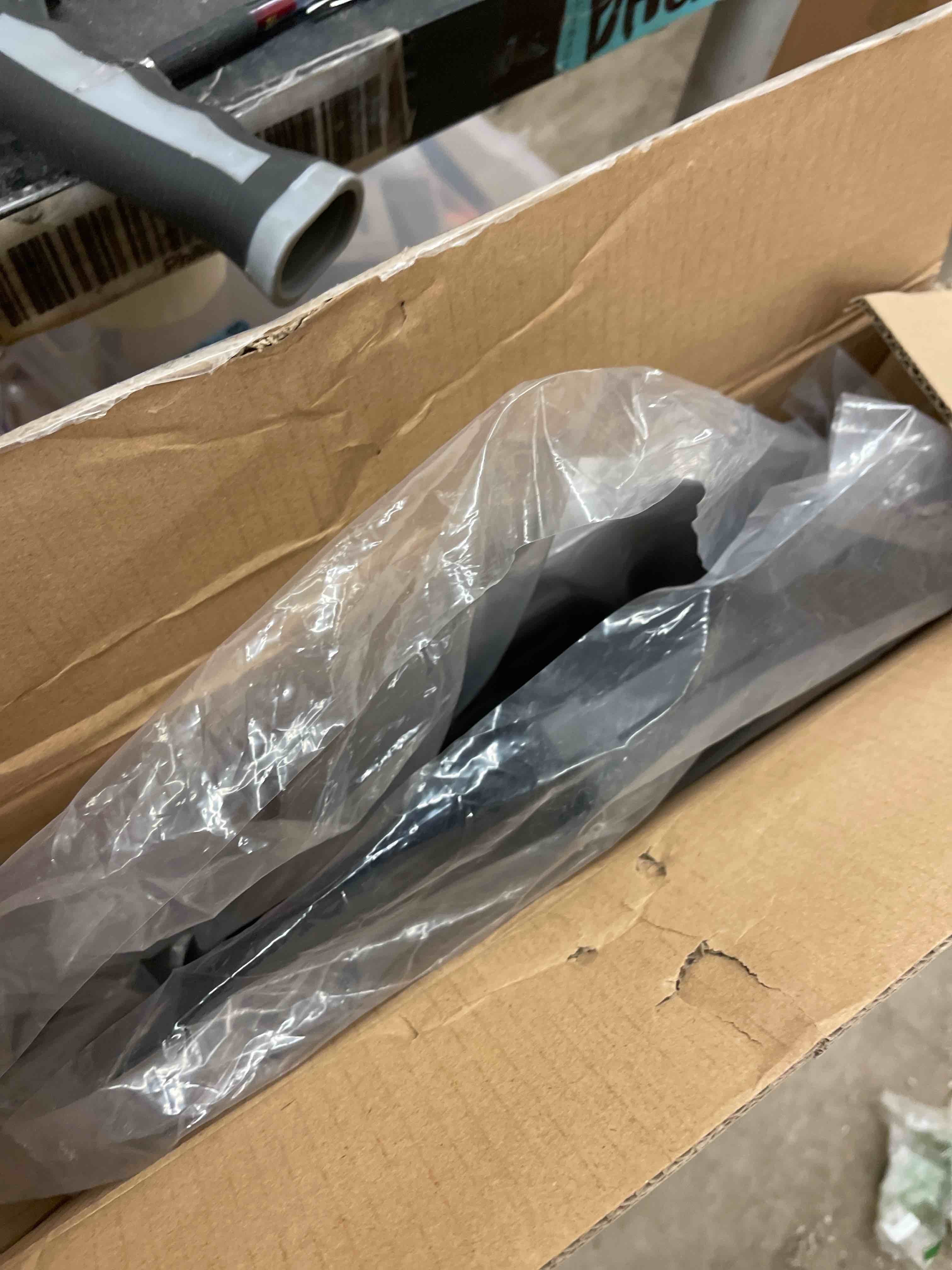 https://s3.amazonaws.com/lotting-images-prod/phillipi/GRA0400973_1738087538494.jpeg