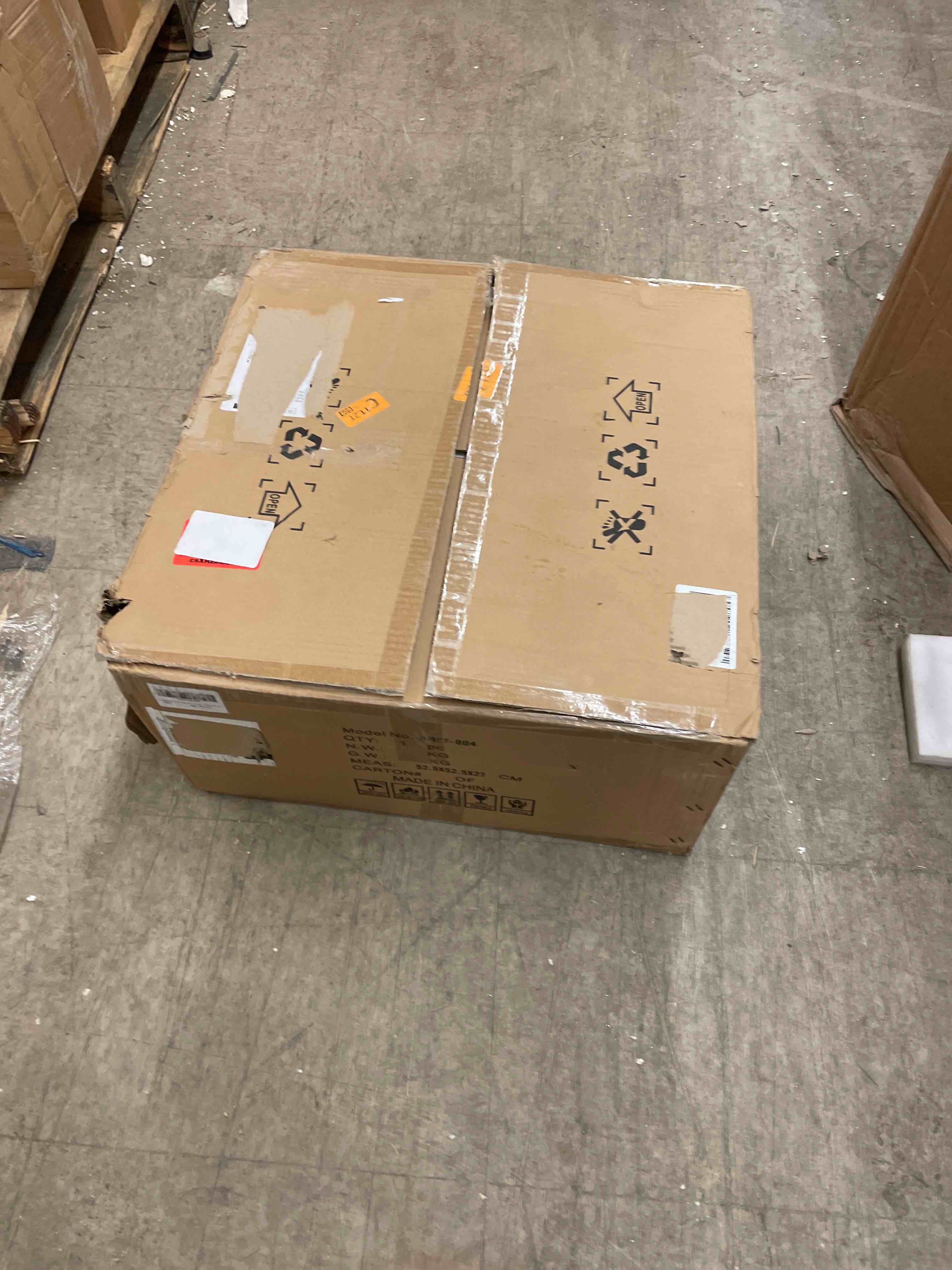 https://s3.amazonaws.com/lotting-images-prod/phillipi/GRA0400988_1738083106276.jpeg