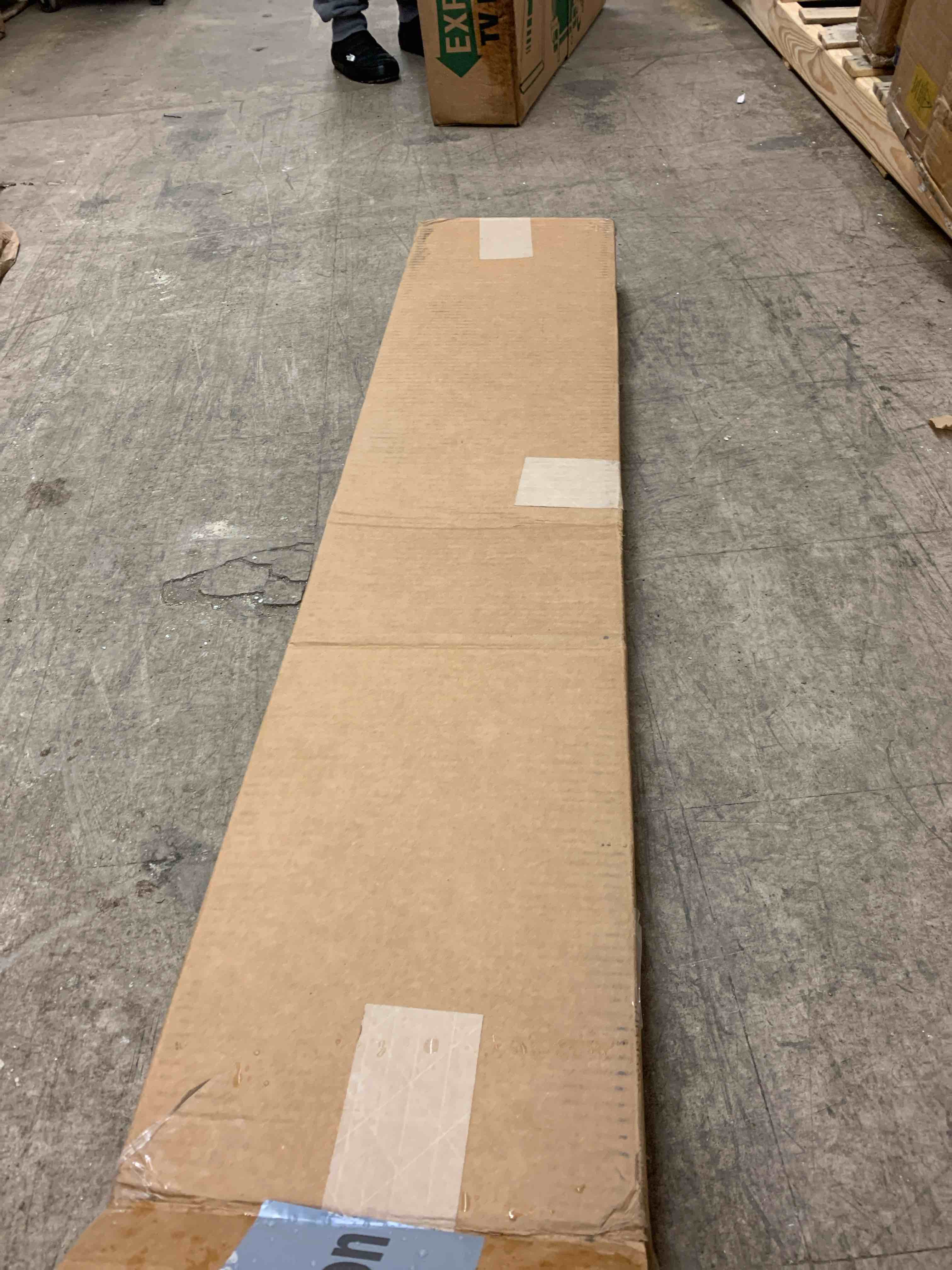 https://s3.amazonaws.com/lotting-images-prod/phillipi/GRA0401852_1732204112932.jpeg