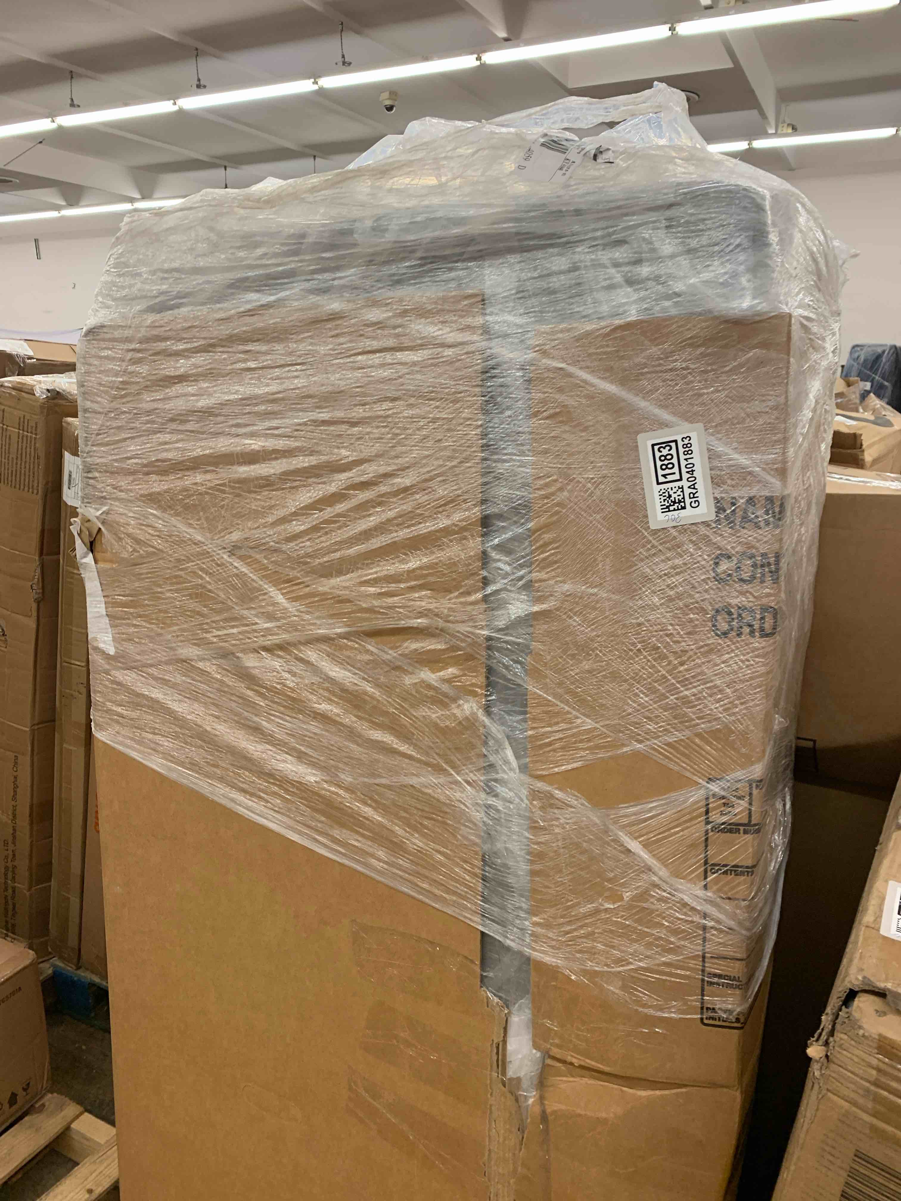 https://s3.amazonaws.com/lotting-images-prod/phillipi/GRA0401883_1732202387040.jpeg