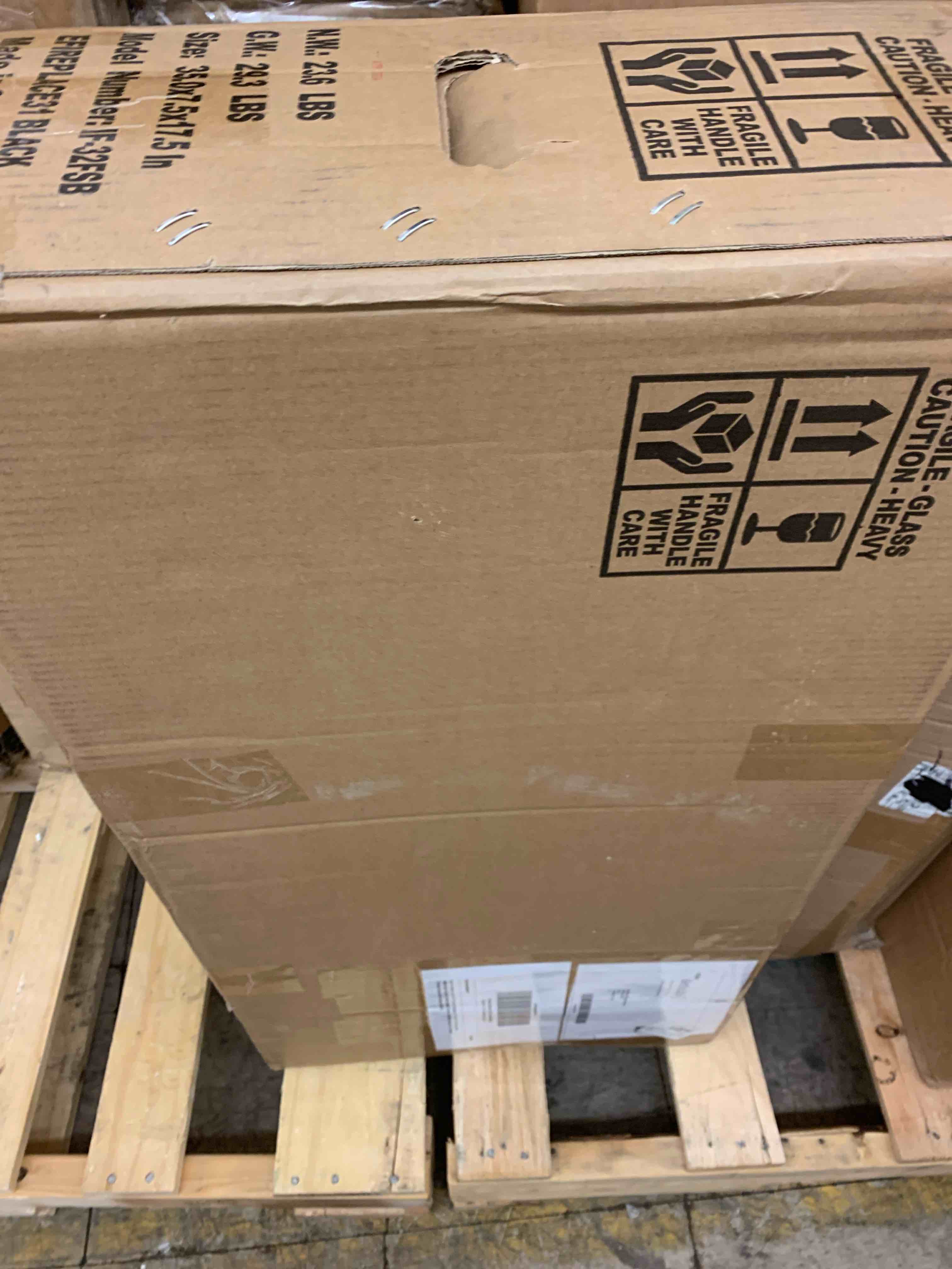 https://s3.amazonaws.com/lotting-images-prod/phillipi/GRA0401885_1732202153146.jpeg