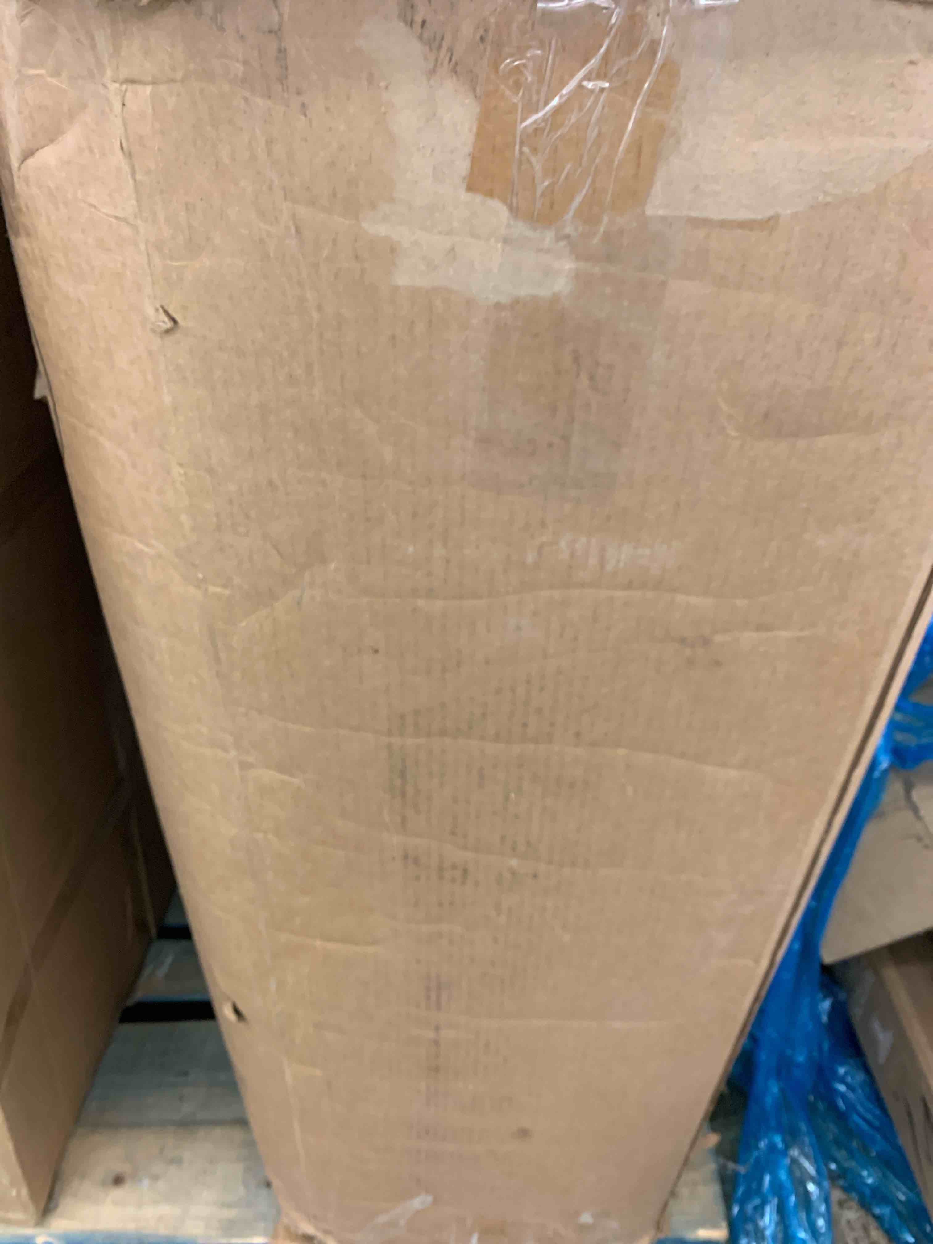 https://s3.amazonaws.com/lotting-images-prod/phillipi/GRA0401898_1731949045354.jpeg
