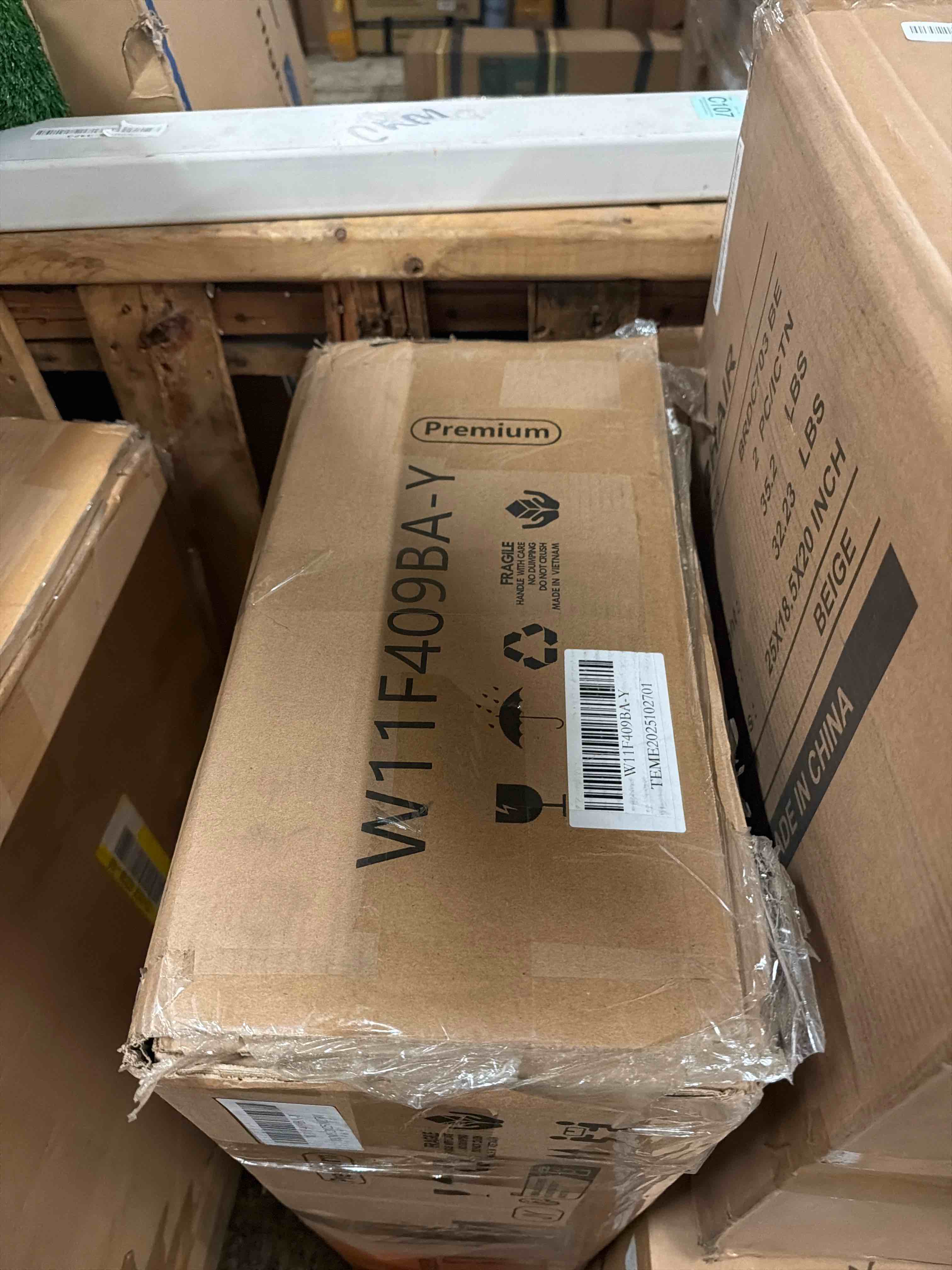 https://s3.amazonaws.com/lotting-images-prod/phillipi/GRA1819117_1788398303076.jpeg