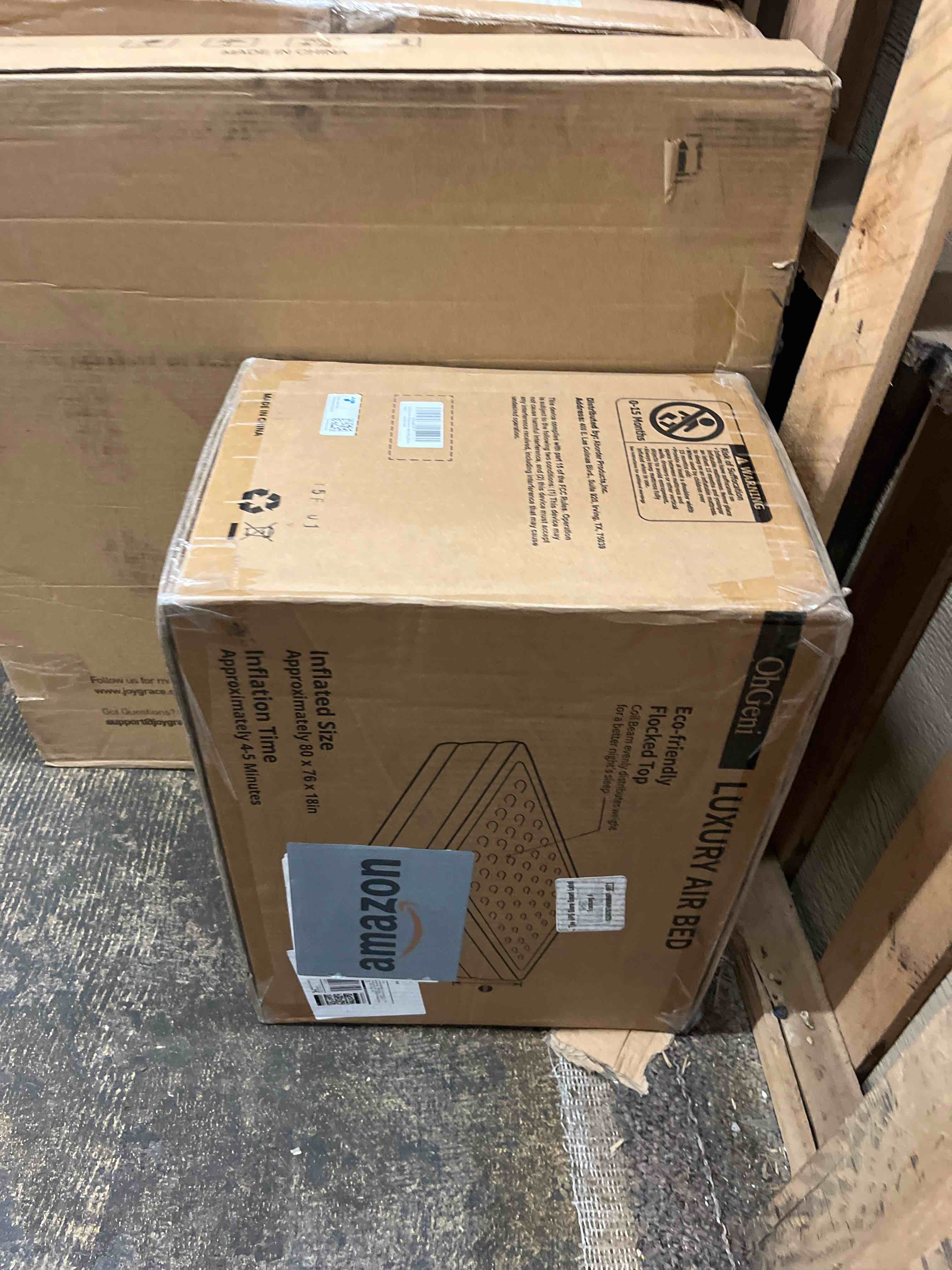 Condition photo showing New/Like New for ohgeni king size air mattress with built in pump, family choice award winner, 18'' comfortable blow up colchones inflables mattress for home, guests, portable air bed, 700 lbs