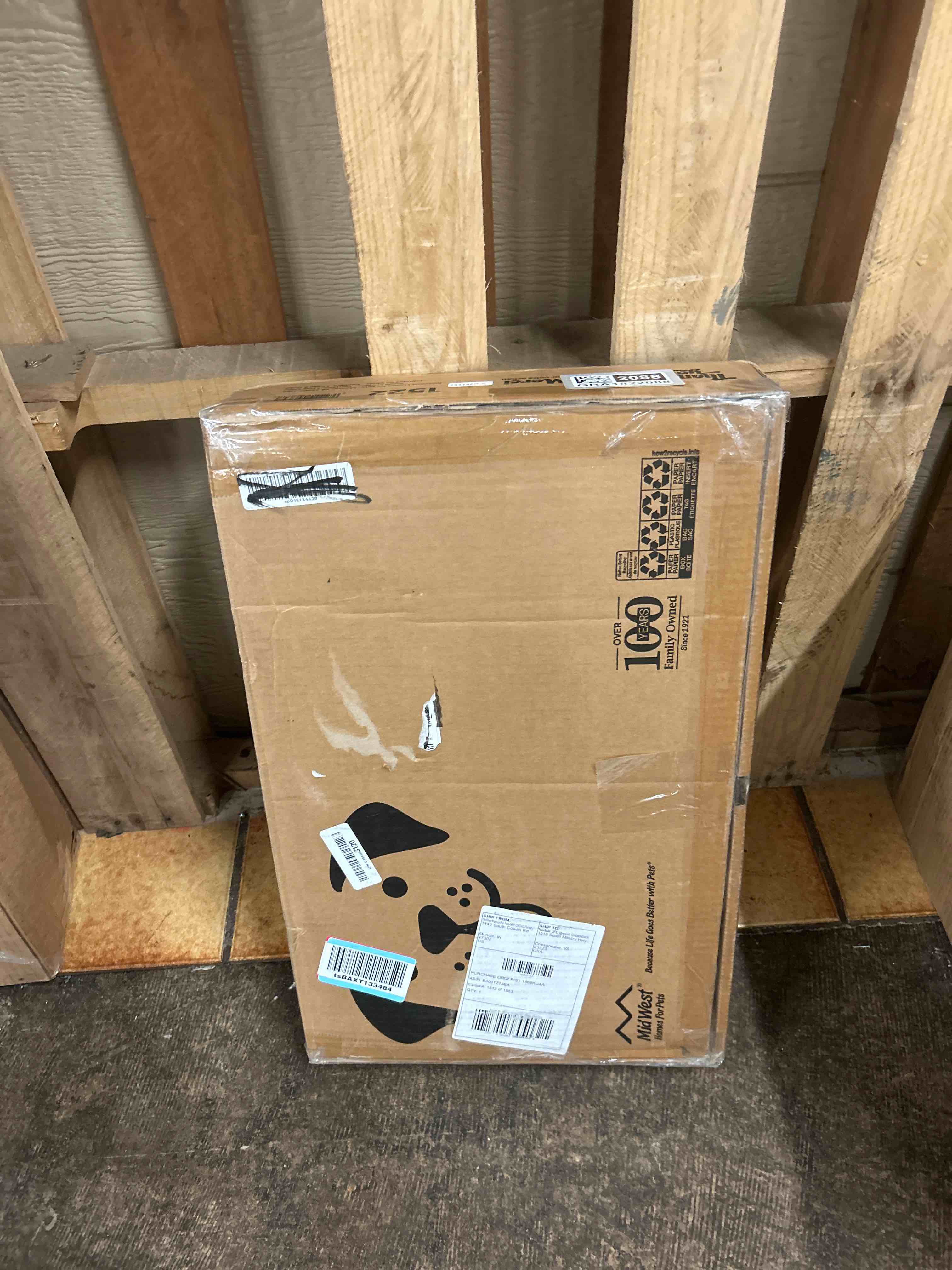 Condition photo showing New/Like New for midwest homes for pets 22-inch icrate for extra-small breeds, up to 15 lbs, single door folding dog crate with divider panel, leak-proof tray & secure latch, portable, durable & easy to assemble