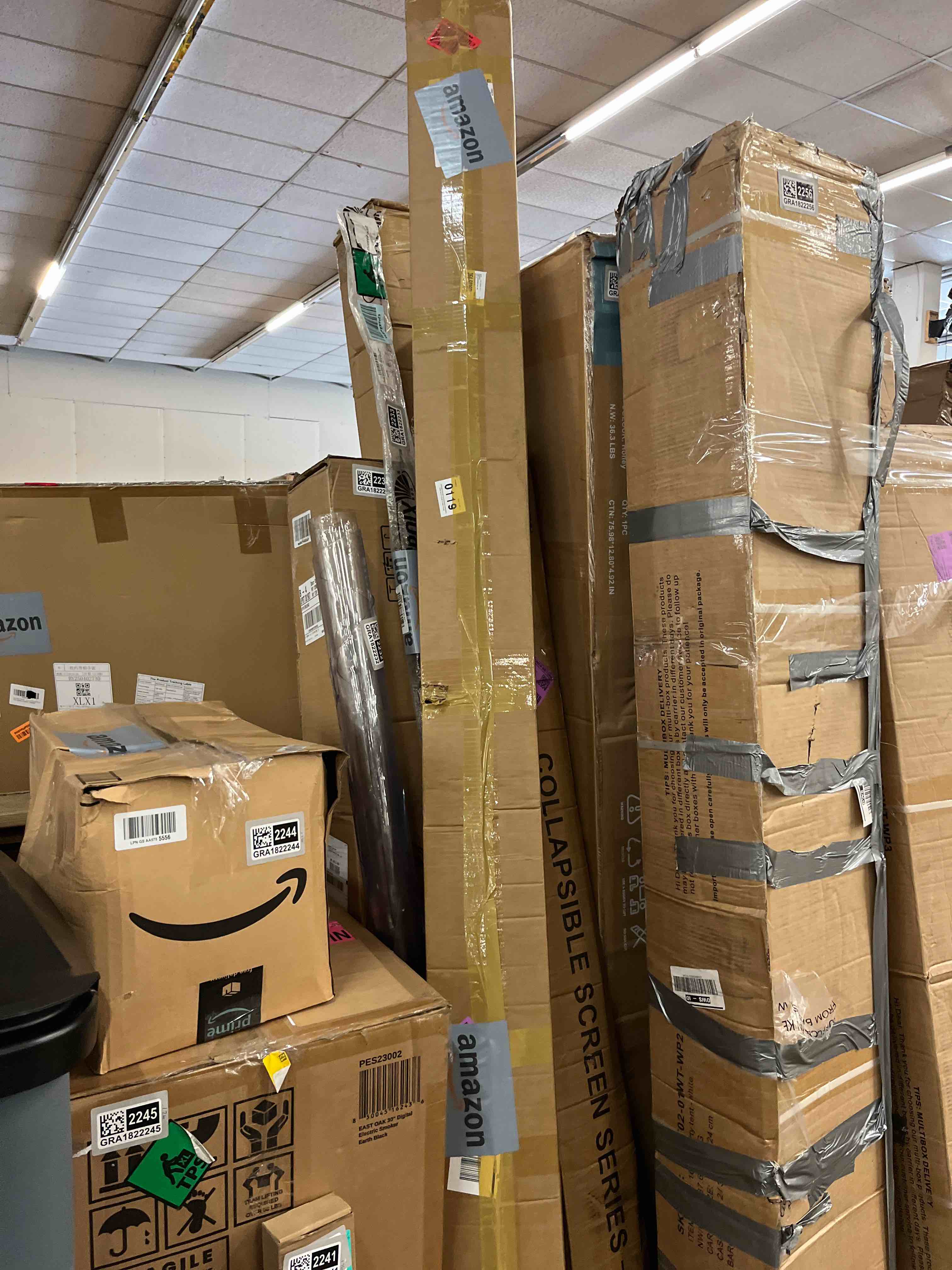 Condition photo showing New/Like New for elekico 12 pack super bright 100w 8ft led shop light, 15000lm 5000k v shape 8' led shop lights 8ft, linkable 96" 8 foot shop lights for garage workshop shop warehouse lighting