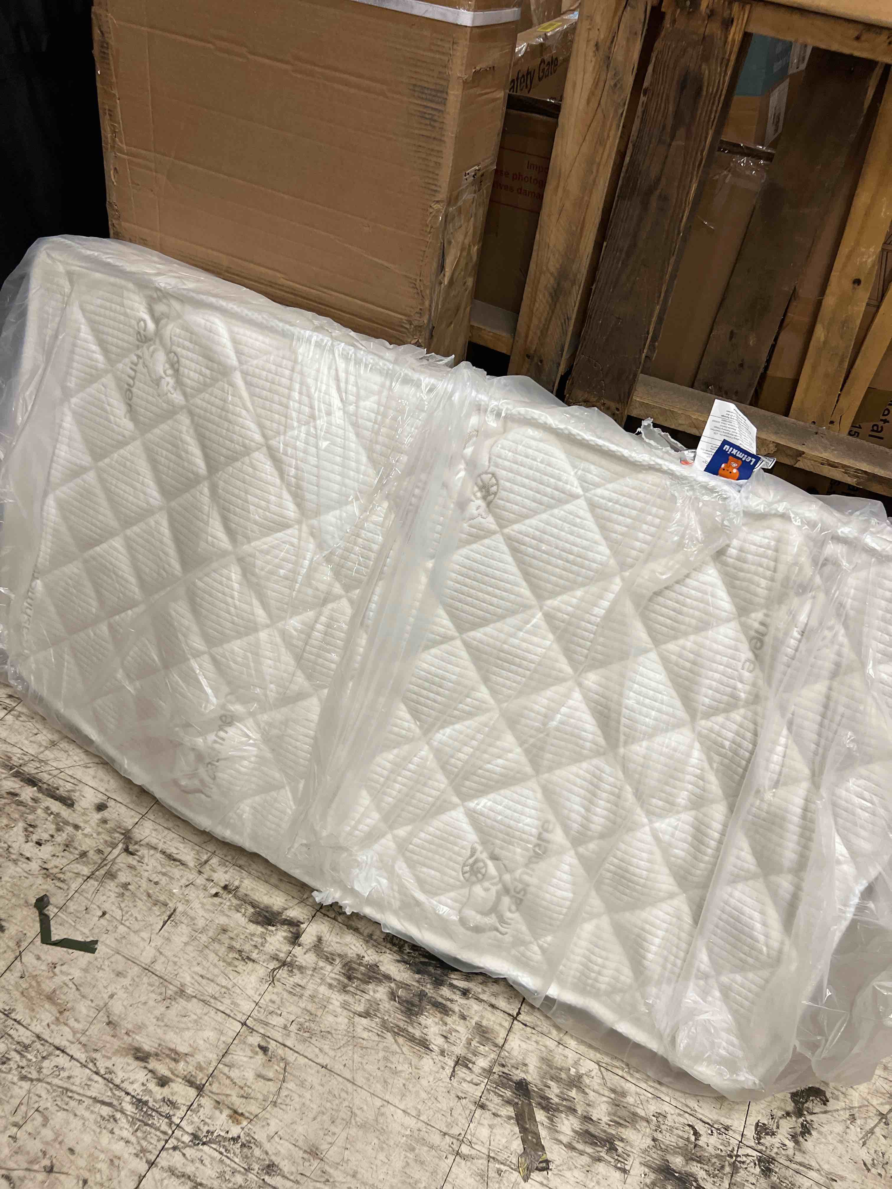 Condition photo showing New/Like New for letmxiu premium crib & toddler mattress,100% knitted fabric, premium fleece surface-hypoallergenic, 5" thick firm soft crib mattress, non-toxic - fits standard cribs & toddler beds simple 52" x 27.6" x 5"