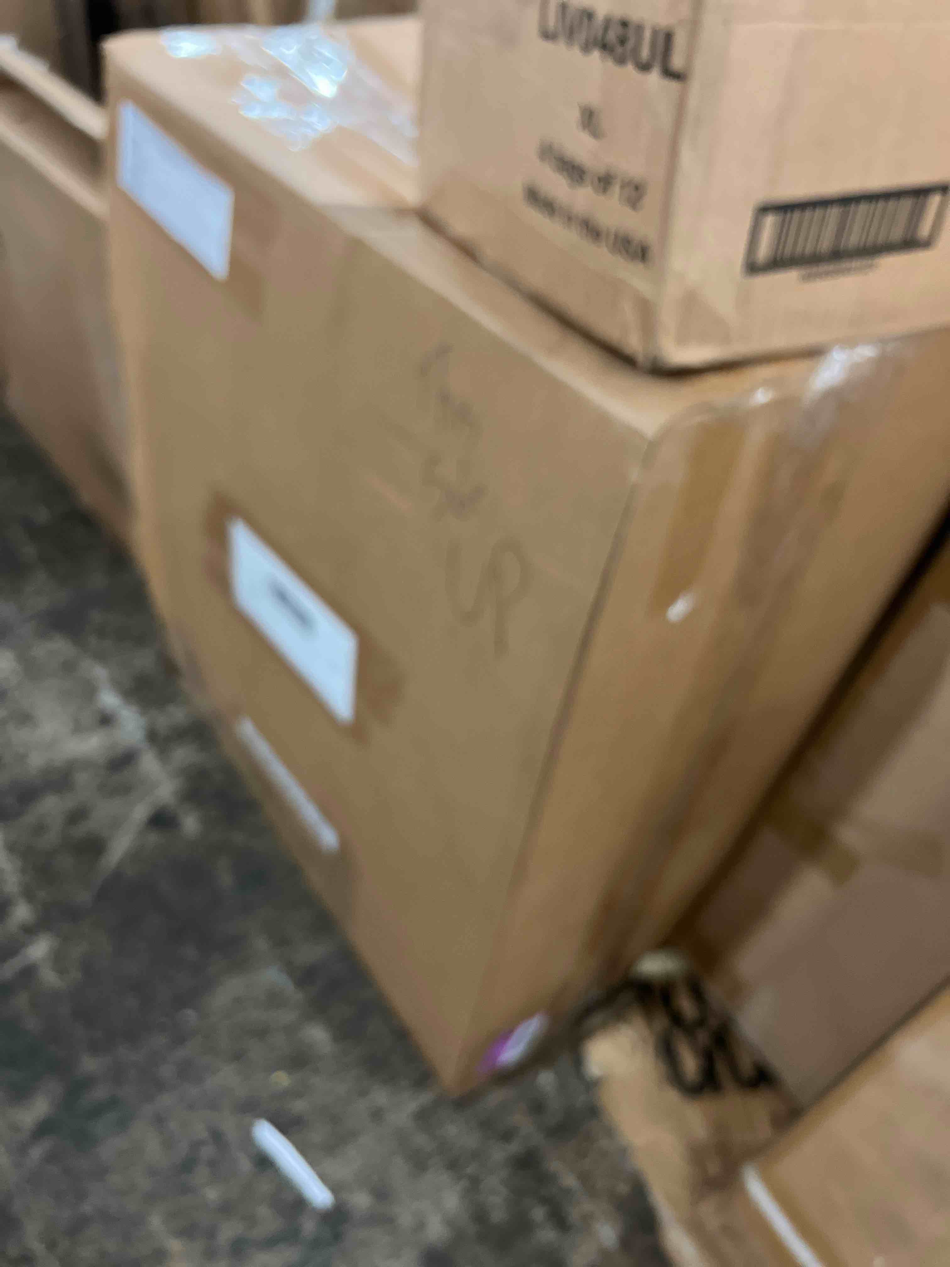 Condition photo showing New/Like New for midea 18,000 btu smart inverter window air conditioner with app, alexa control, 208/230v ac unit cools up to 1,000 sq. ft, quiet operation, energy saving, remote & easy installation kit, white