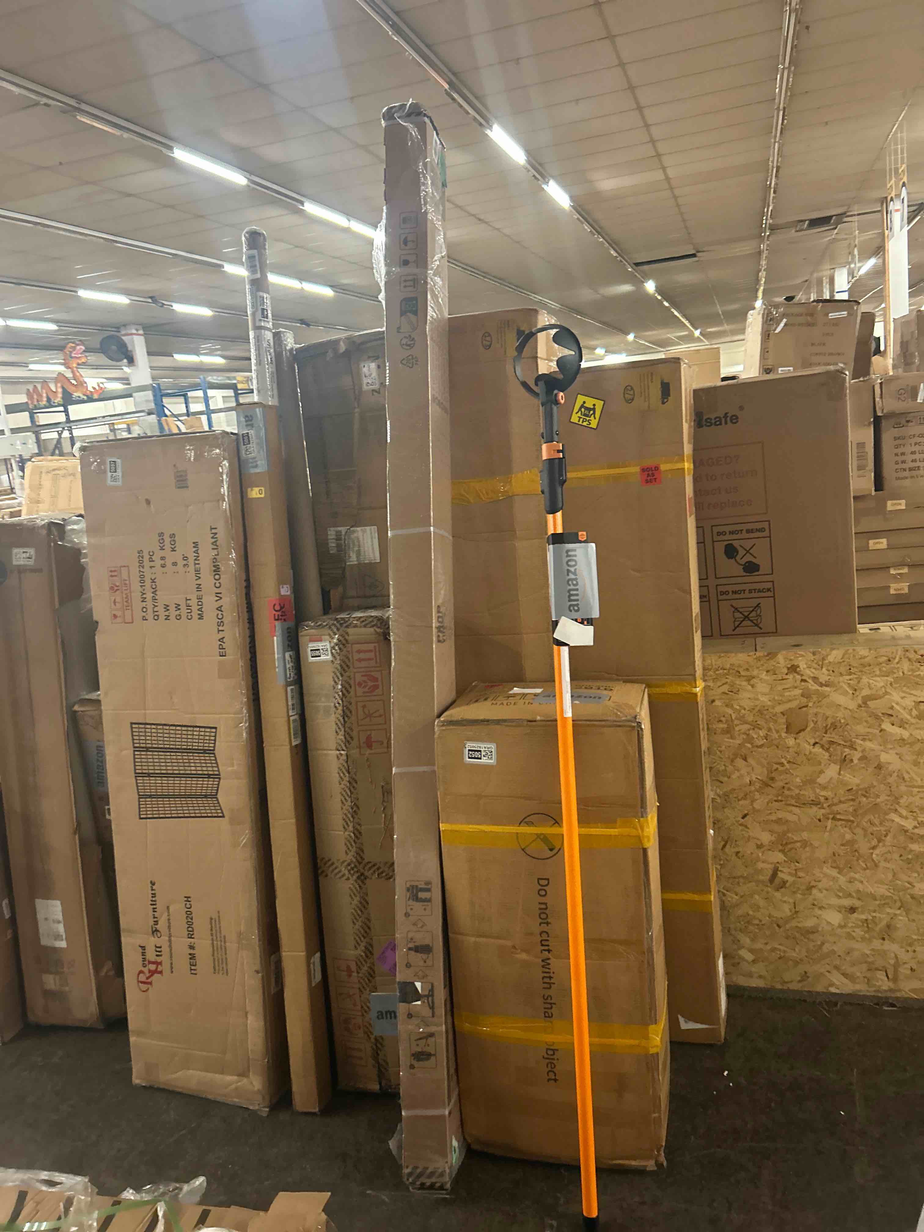 Condition photo showing New/Like New for fiskars extendable fruit picker tool - 7'-12' extendable handle - fruit harvester tool - yard and garden tools - black/orange