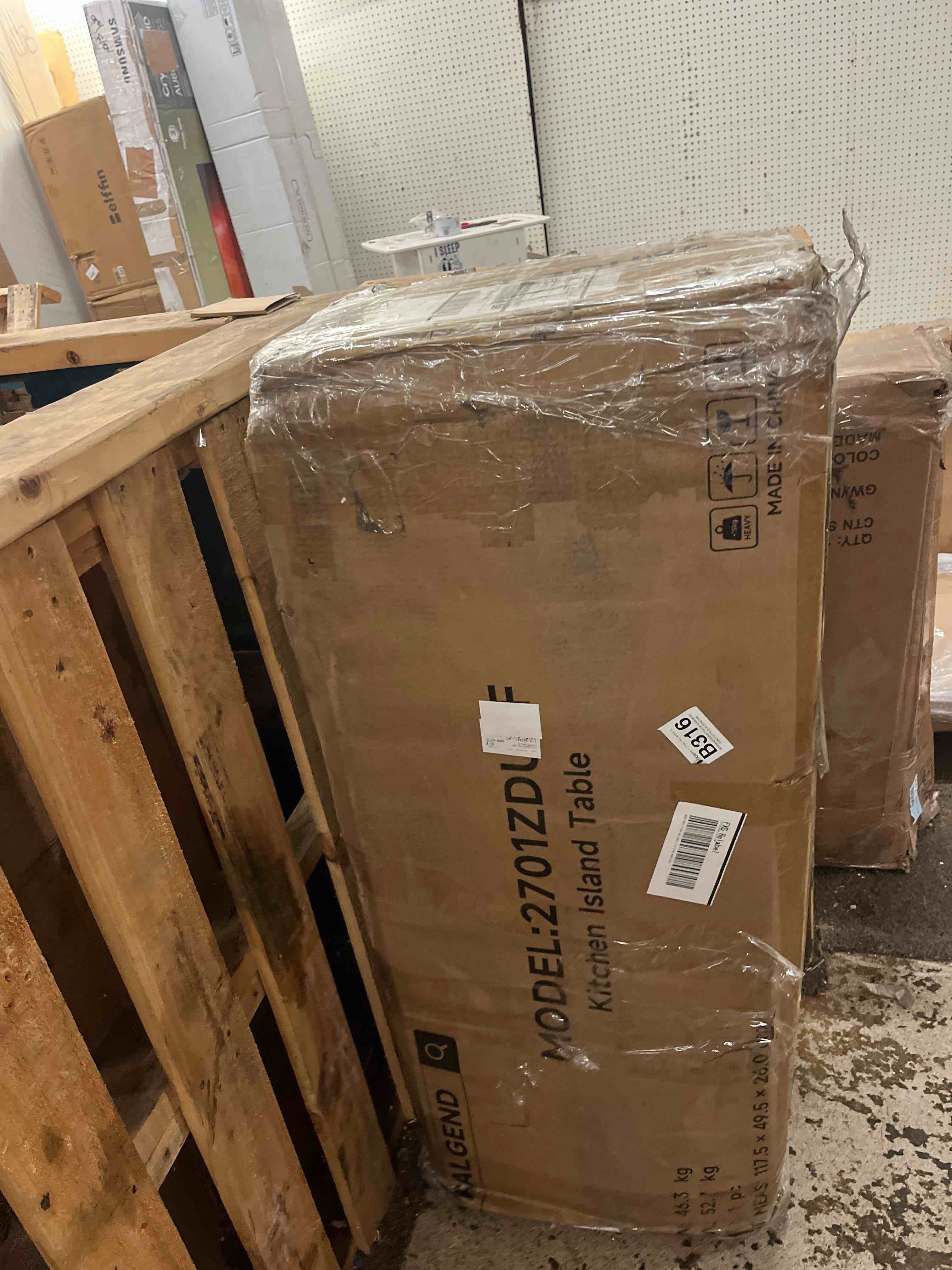 https://s3.amazonaws.com/lotting-images-prod/phillipi/GRA1825457_1786657893799.jpeg