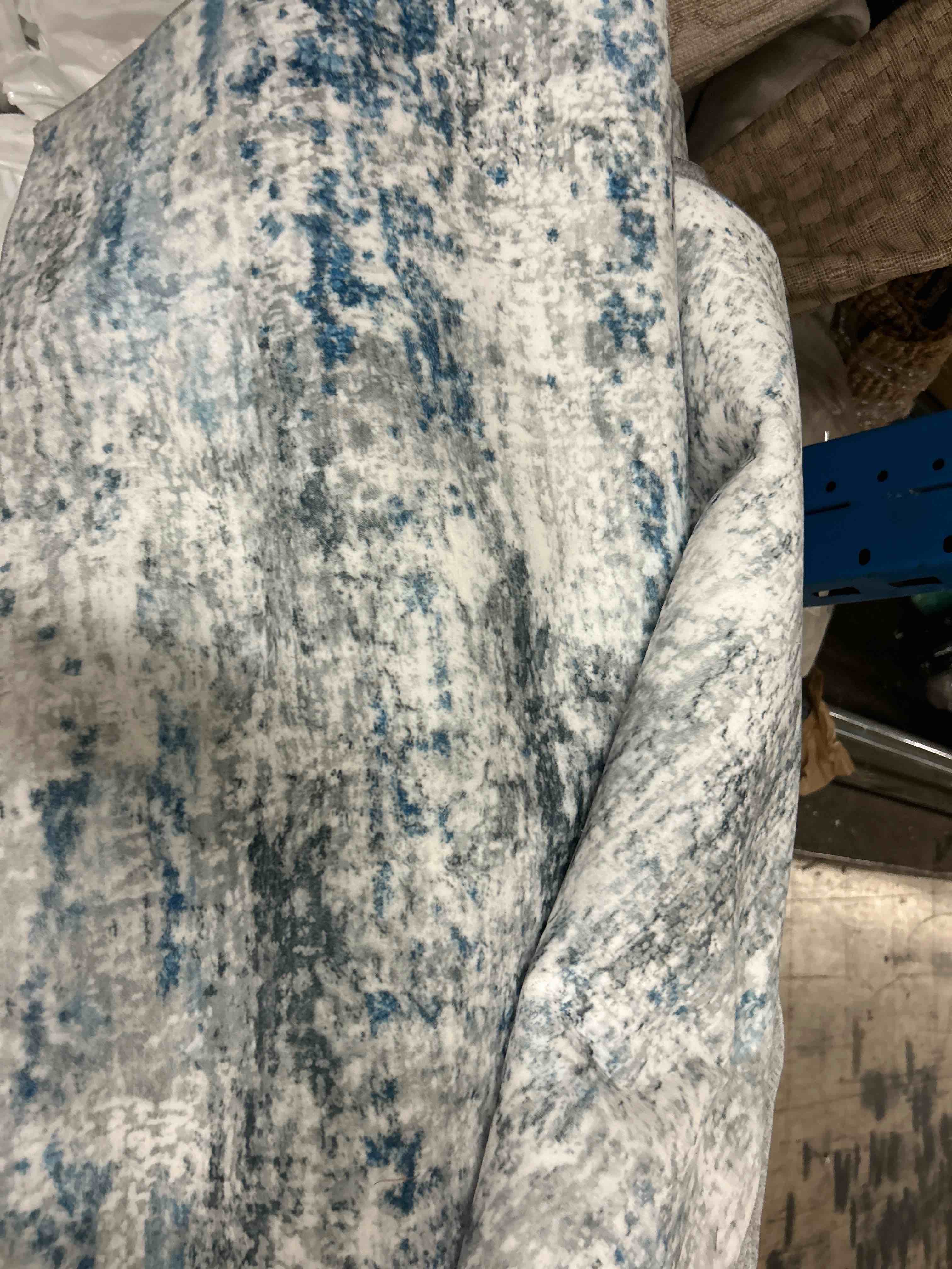 Condition photo showing New/Like New for mxsanyoo 8x10 area rugs washable rug: abstract neutral rugs modern non slip area rug stain resistant low pile indoor carpet for dining room bedroom nursery office (multi blue, 8'x10')
