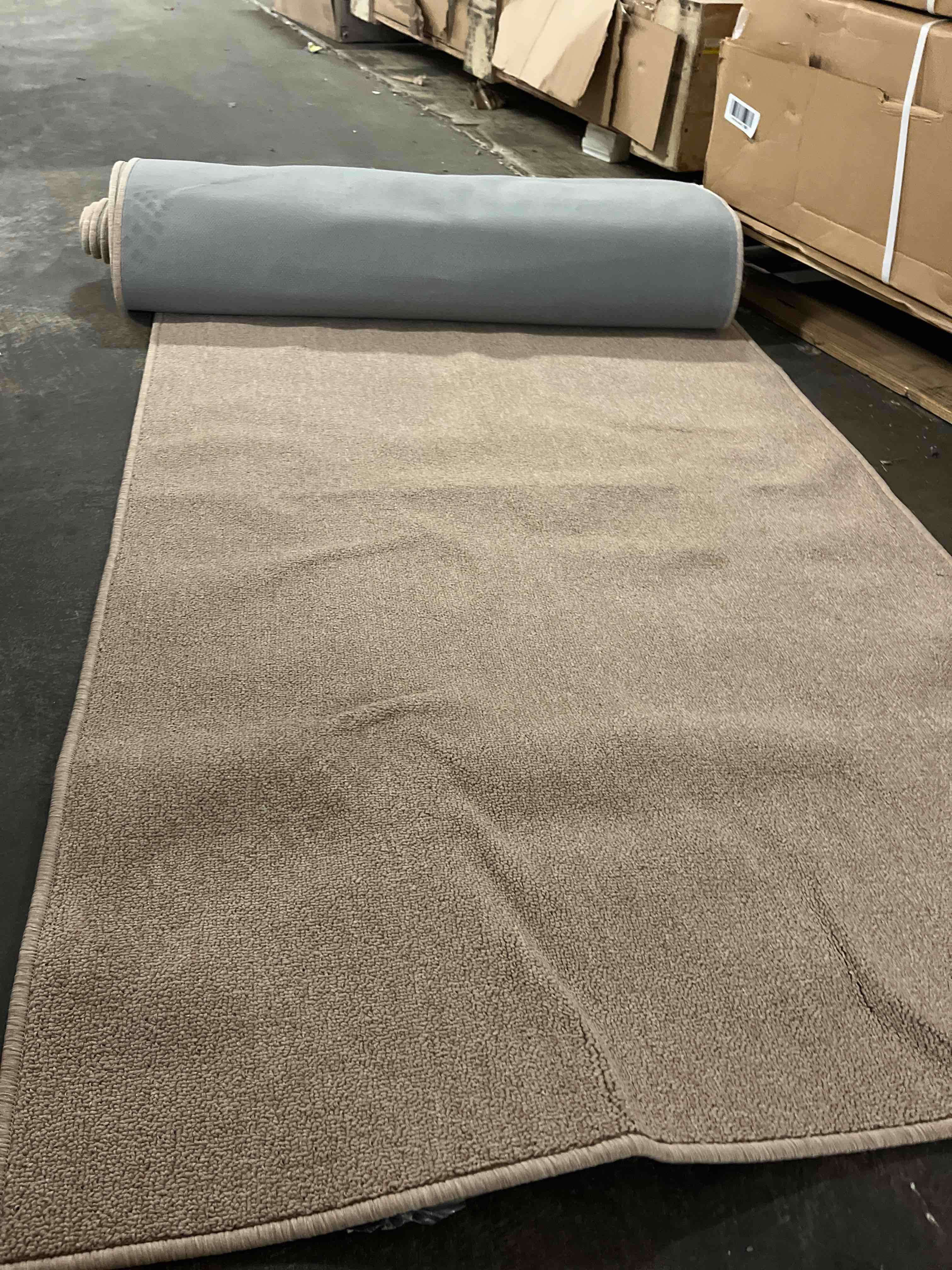 https://s3.amazonaws.com/lotting-images-prod/phillipi/GRA1825813_1787581063644.jpeg