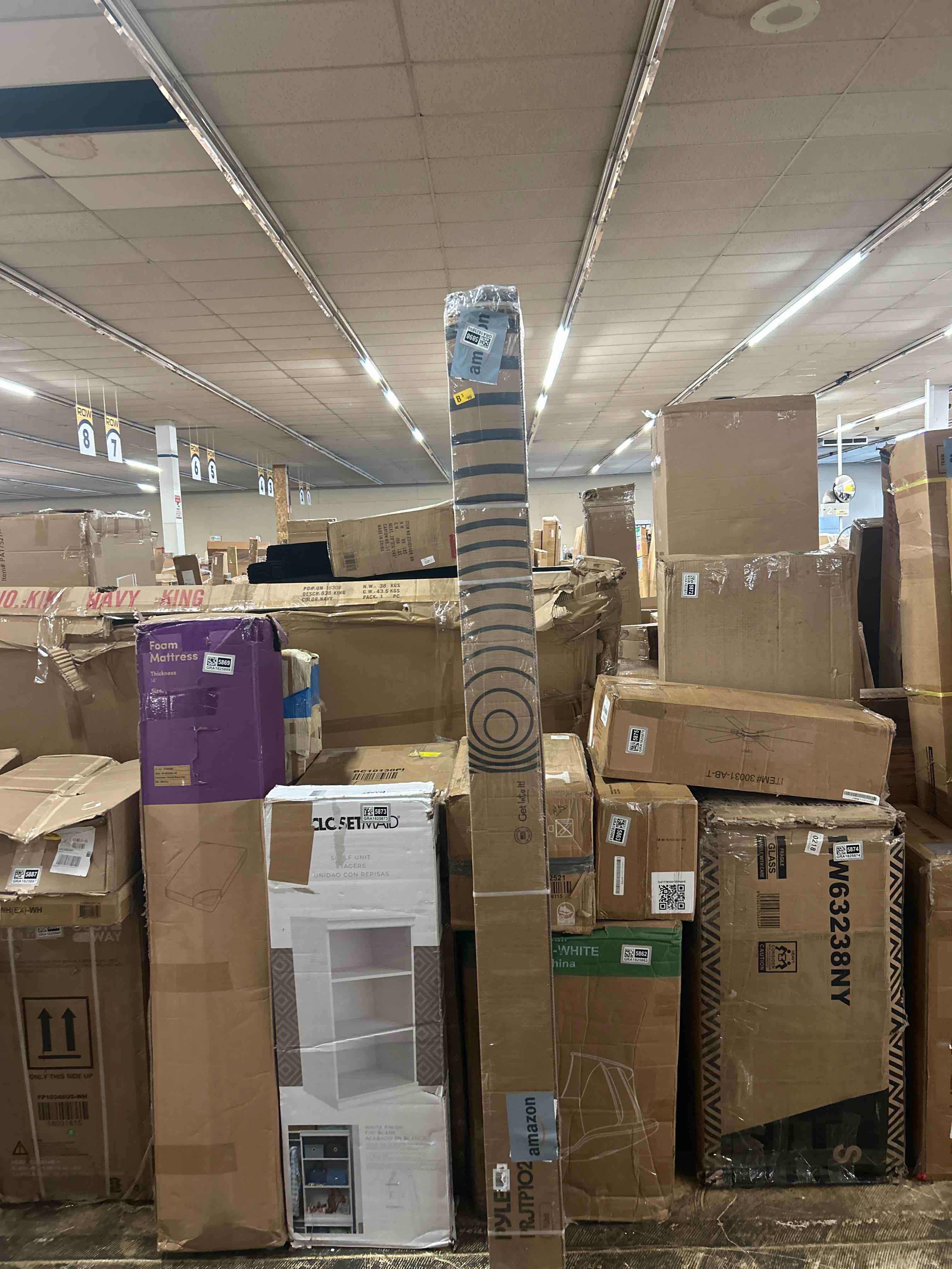 Condition photo showing New/Like New for universal 100-inch tripod screen - floor standing portable fold-out roll-up tripod manual projector screen