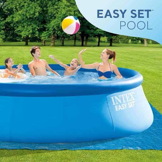 Condition photo showing New/Like New for intex 28167eh easy set inflatable swimming pool set: 15ft x 48in 