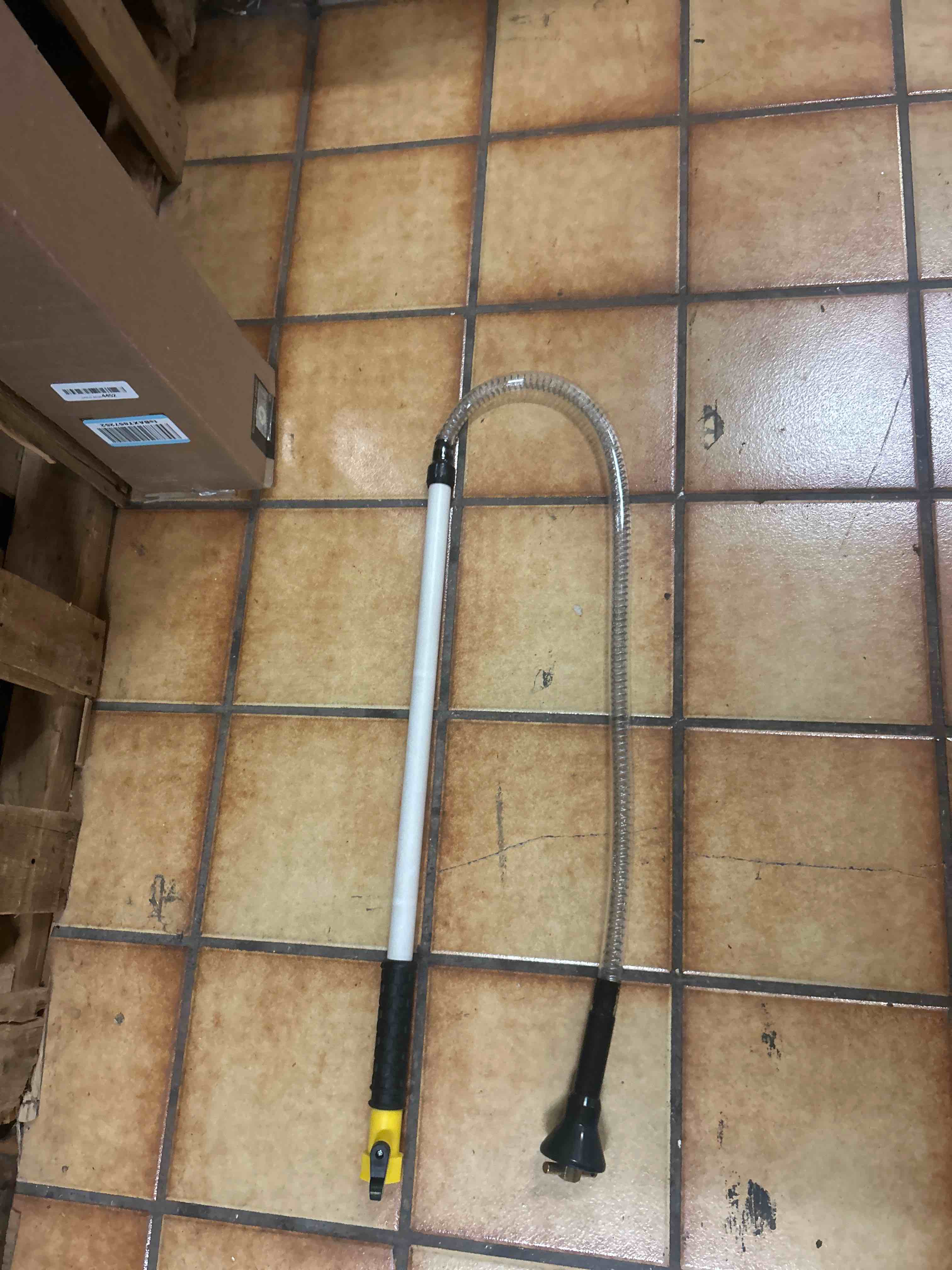 Condition photo showing New/Like New for Camco RV Holding Tank Swivel Stik Rinser - Features Powerful Rotary Cleaning Action & 34-Inches of Flexible Reach - Equipped with 1/4 Turn Shutoff Valve & Ergonomic Easy Grip Handle (40074)