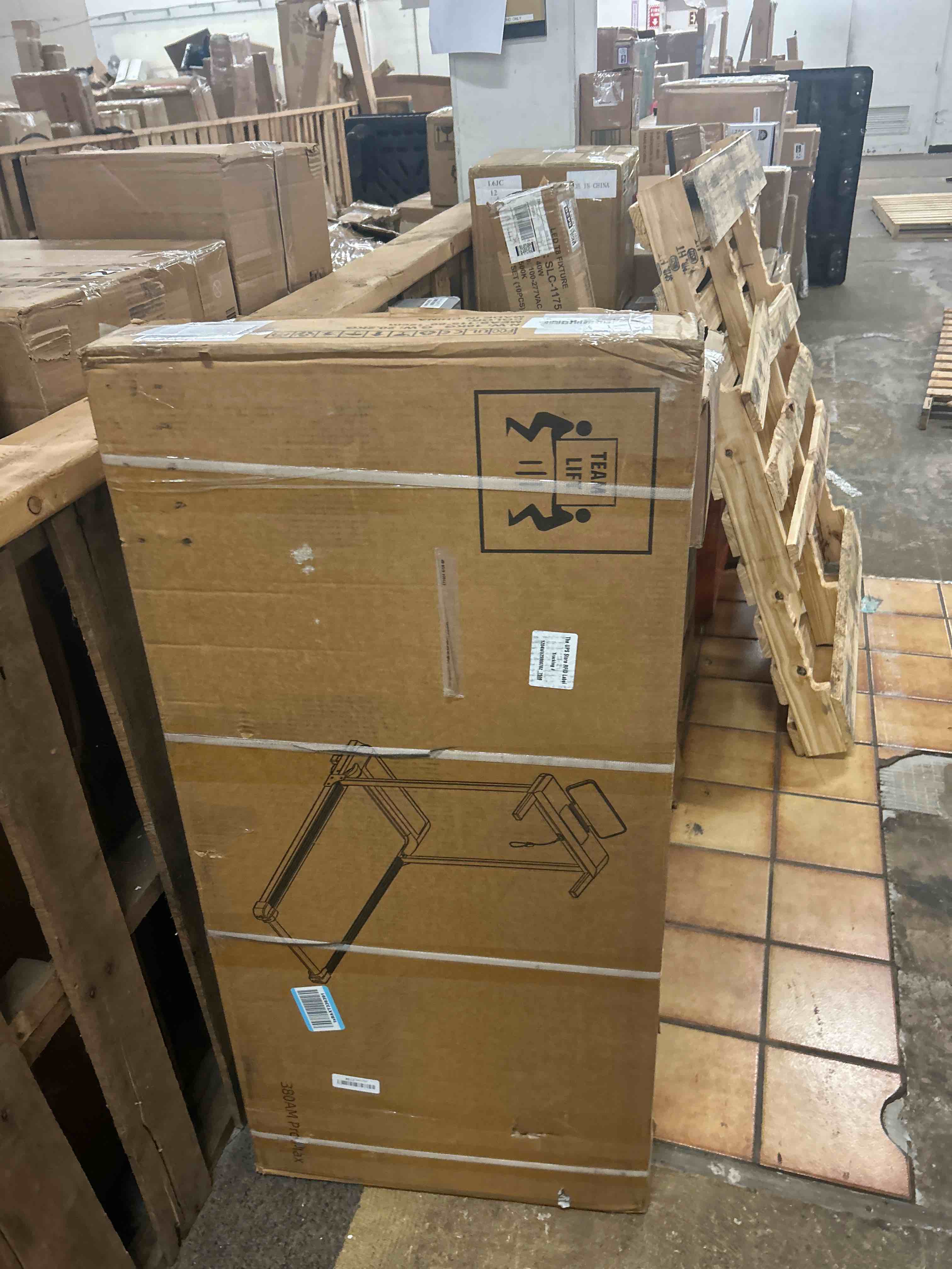 Condition photo showing New/Like New for Walking Pad Treadmill with Handle Bar, Compact Portable Treadmills for Home Small, Electric Walking Pads with Handles, 3.5HP Quiet and LED Display, 400 LBS Capacity