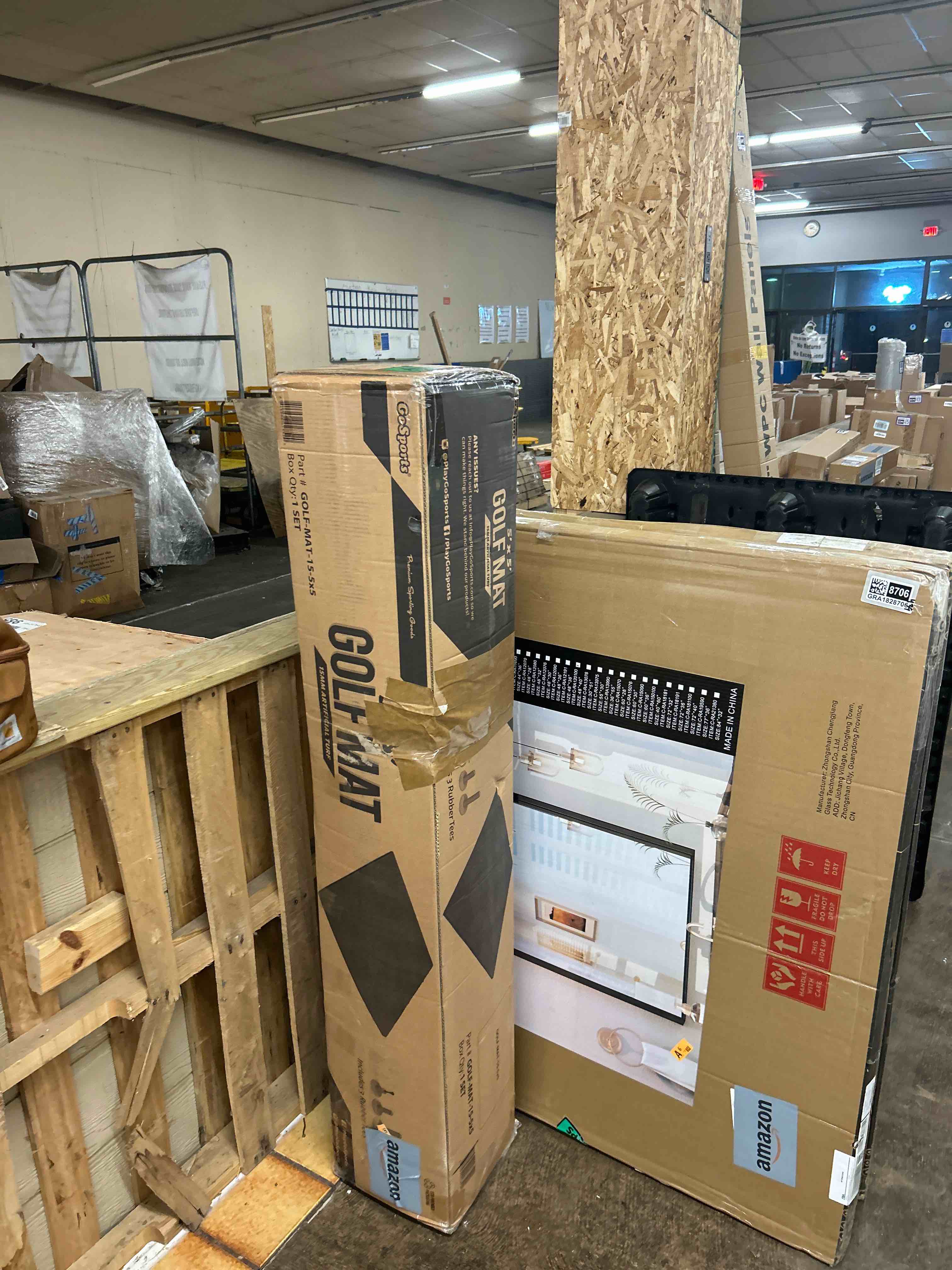 Condition photo showing New/Like New for GoSports Elite Golf Hitting Mat for Indoor and Outdoor Practice - Withstands About 150,000 Shots - Heavy-Duty Turf Driving Range Mats Works with Golf Simulators - Includes 3 tees - Choose Your Size