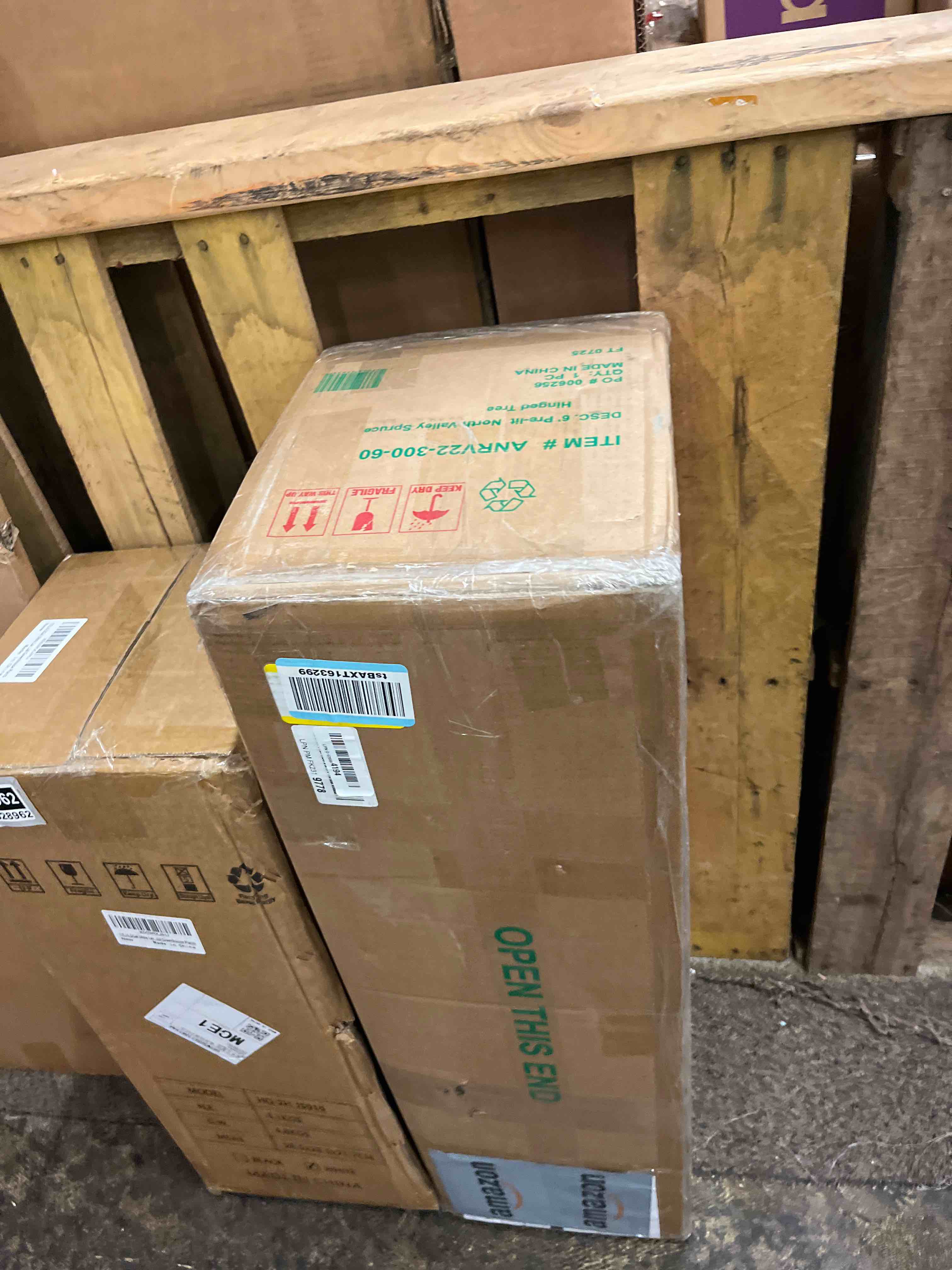 Condition photo showing New/Like New for National Tree Company 6 ft Pre-lit Artificial Christmas Tree, North Valley Spruce, 300 Clear Lights, Hinged Branches, 800 Branch Tips, Includes Stand, Green