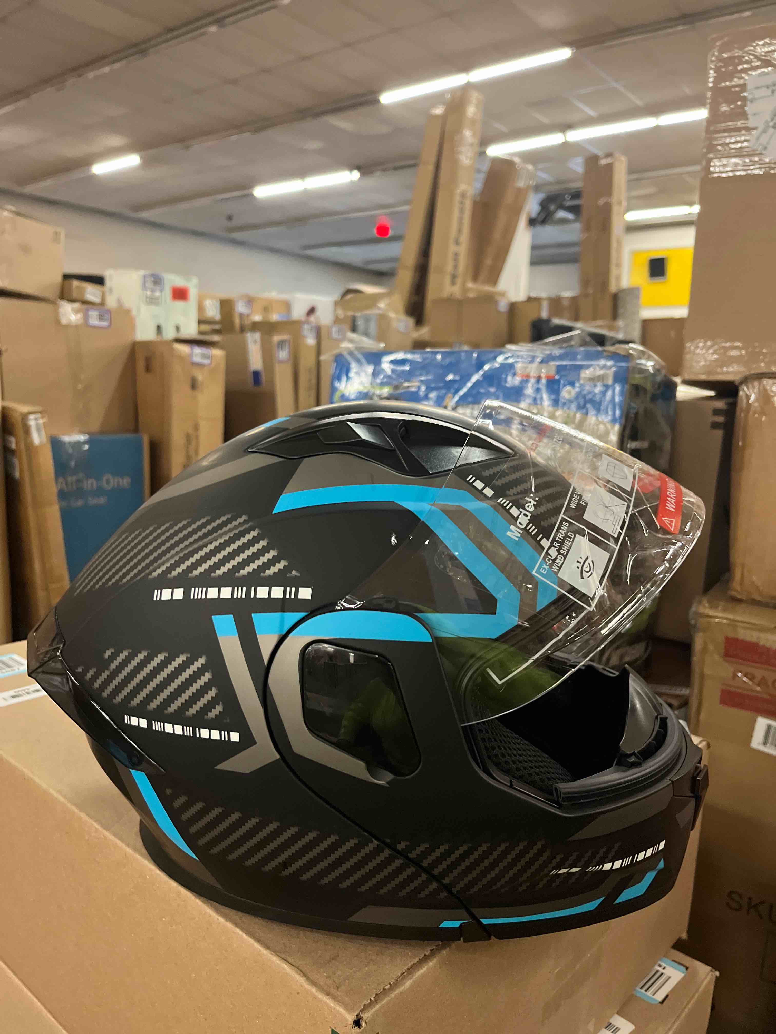Condition photo showing New/Like New for Motorcycle Helmets Modular Full Face Moped Helmet,DOT Approved Modular Flip-Up Dual Visor Motorcycle Full Face Helmet for Adults Men & Women