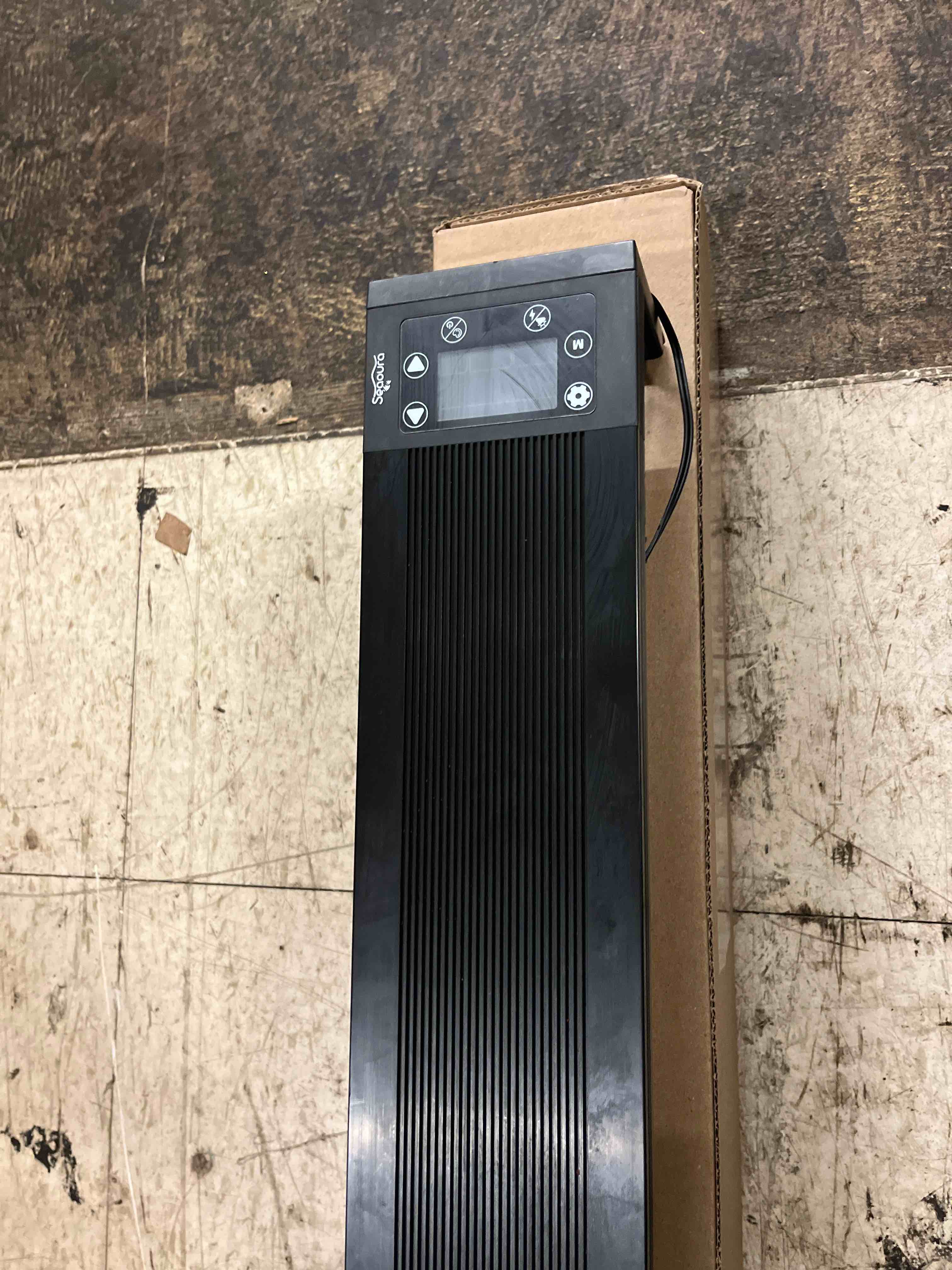 Condition photo showing Good Condition for SEAOURA 24/7 LED Aquarium Plant Light for 18-24 Inch Fish Tank, Auto On Off with Timer, 9 Colors, Adjustable Brightness, Daylight & Moonlight Mode, Full Spectrum Fish Tank Light for Plants, 26W