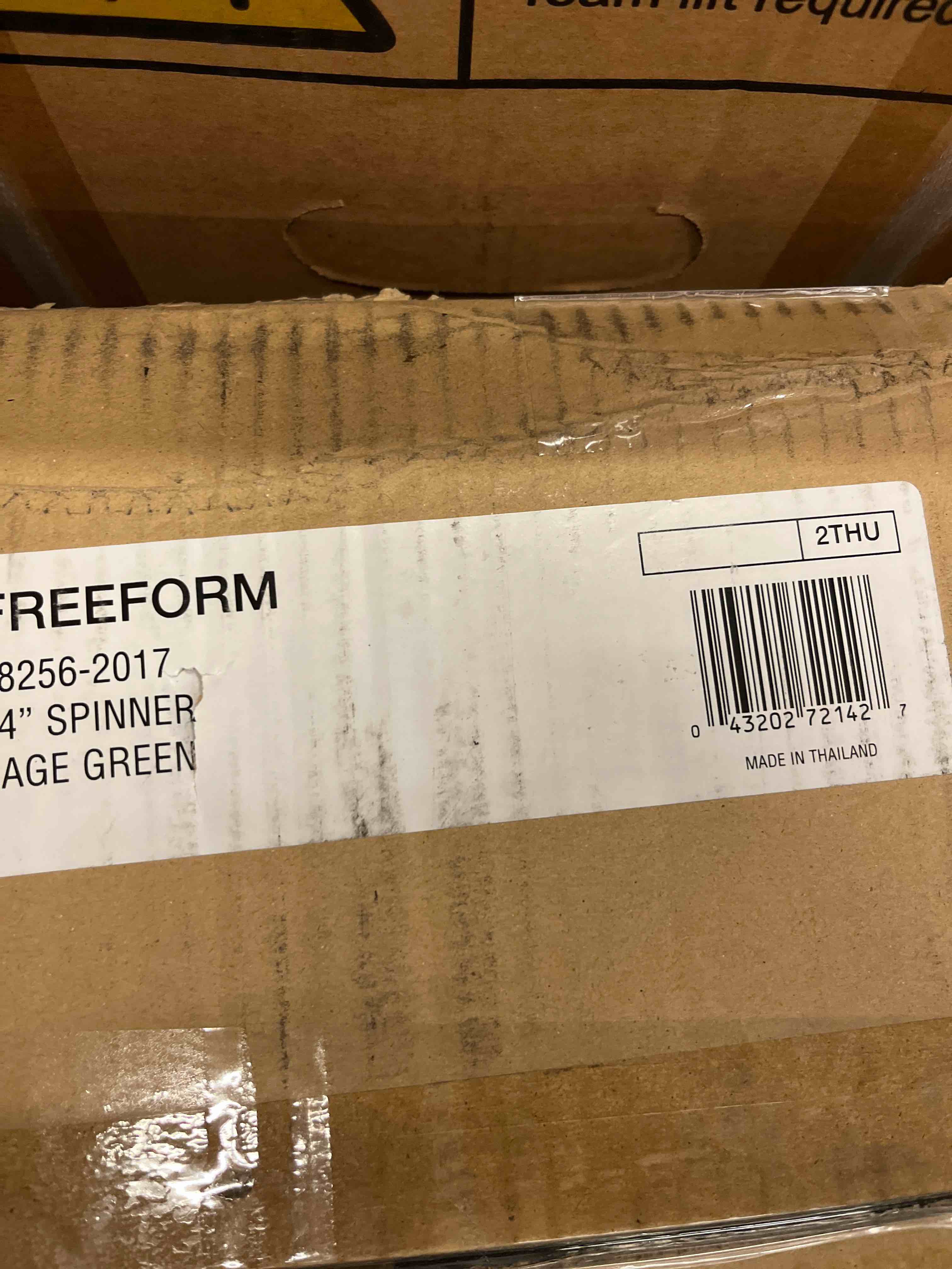 Condition photo showing New/Like New for Samsonite Freeform Hardside Expandable with Double Spinner Wheels, Sage Green, Checked-Medium 24-Inch