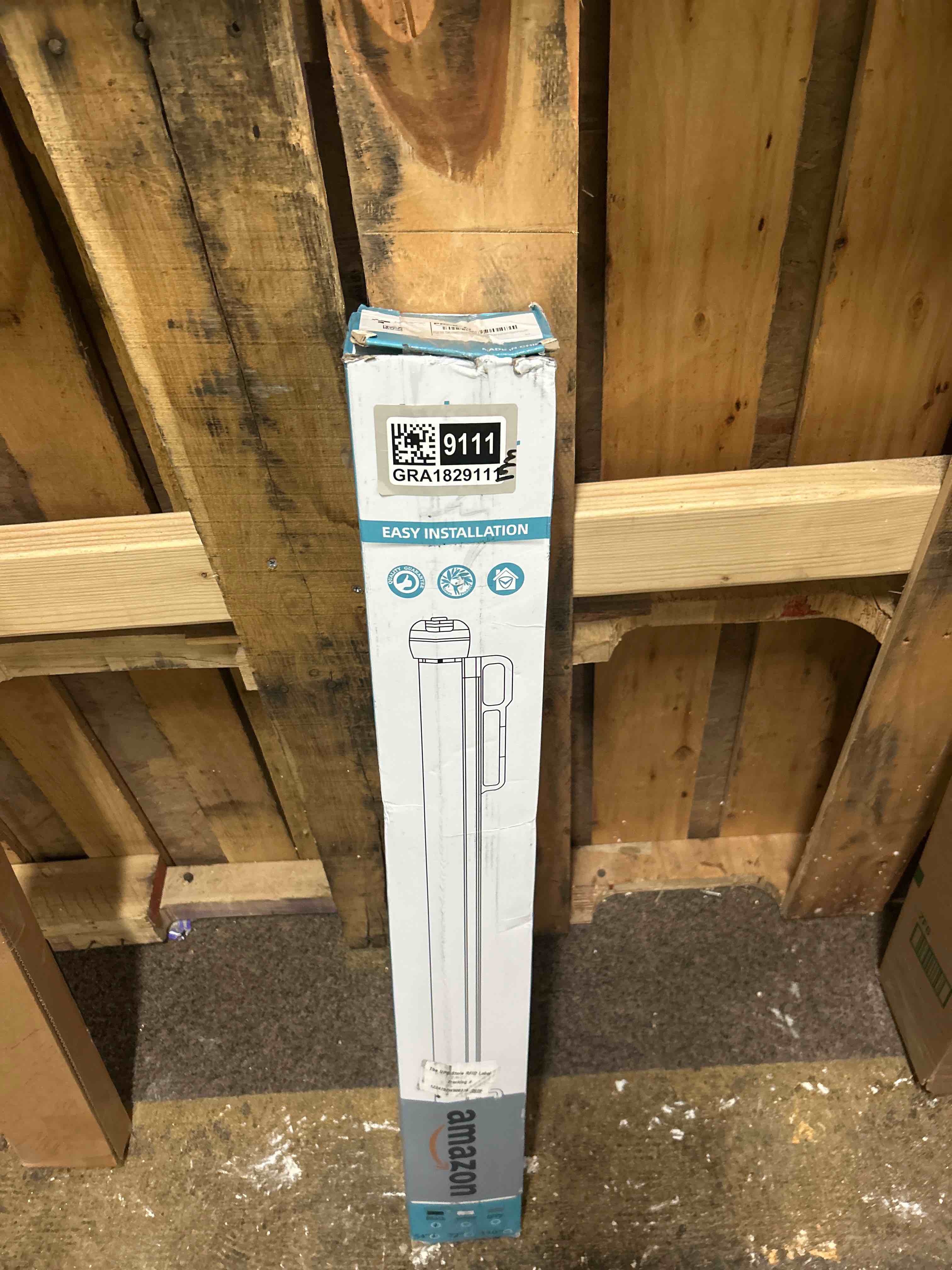 Condition photo showing New/Like New for probebi Retractable Baby, Child & Dog Gates for Stairs, Extends to 54" Wide 34" Tall, Use for Outdoor, Indoor, Hallways, Doorways, Deck, Porch, Black