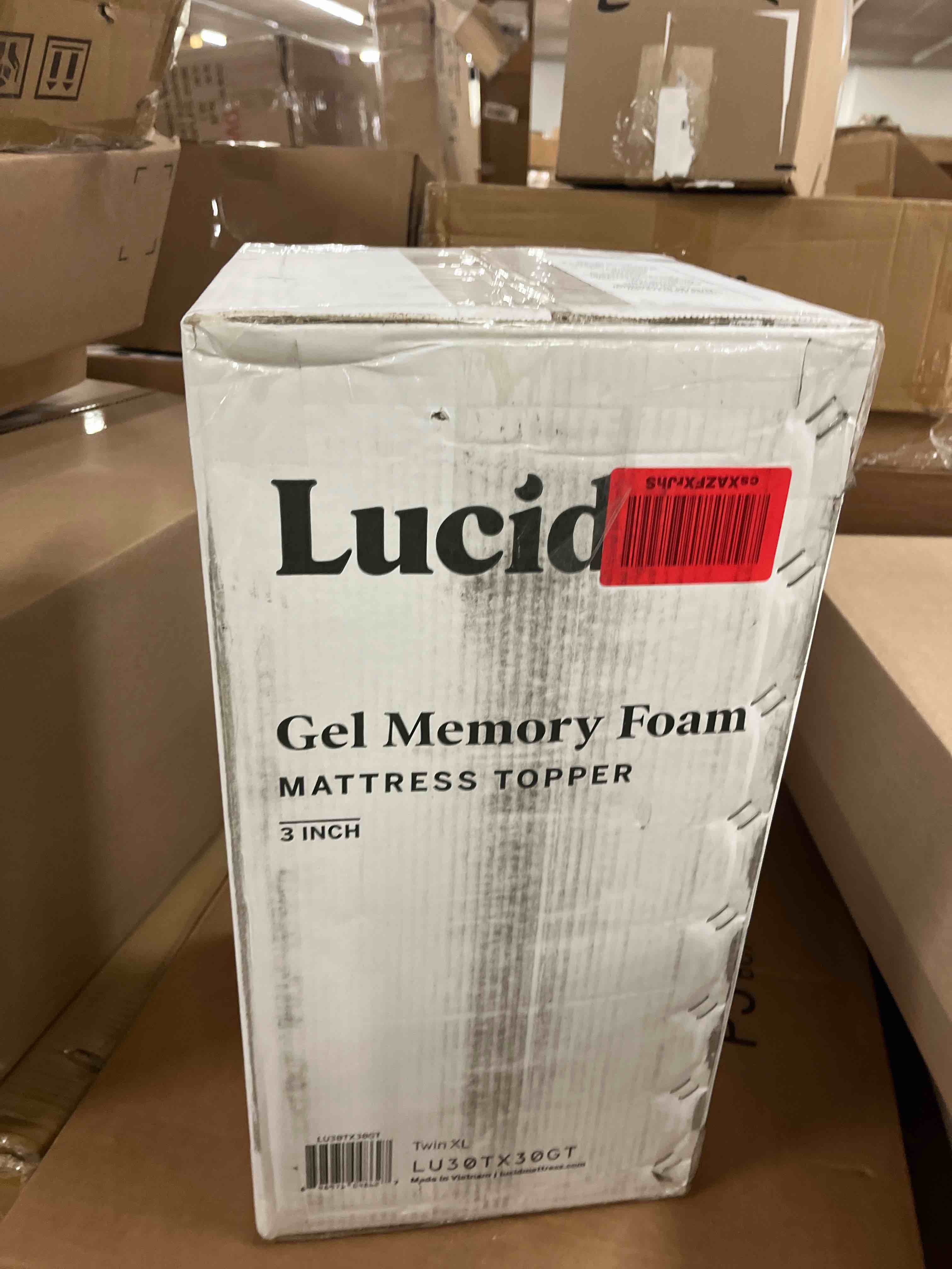 Condition photo showing New/Like New for Lucid 3  Memory Foam Mattress Topper  Twin XL