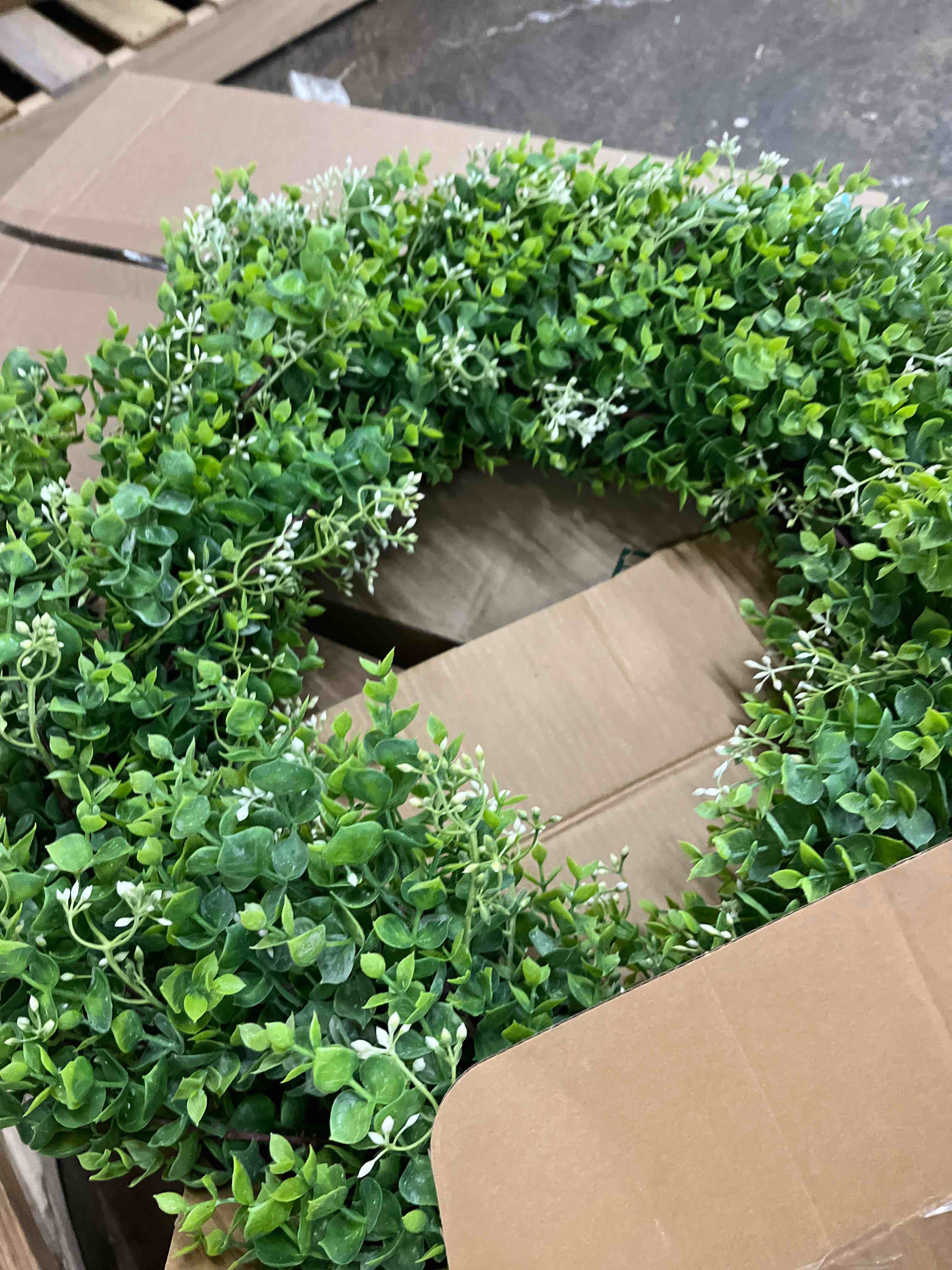 Condition photo showing New/Like New for 26'' Large Boxwood Wreath for Front Door, Porch, Window- Artificial Boxwood Leaves Greenery Outdoor Wreath for Home, Farmhouse Wall Decor- Spring, Summer, Fall, All Seasons (Green)