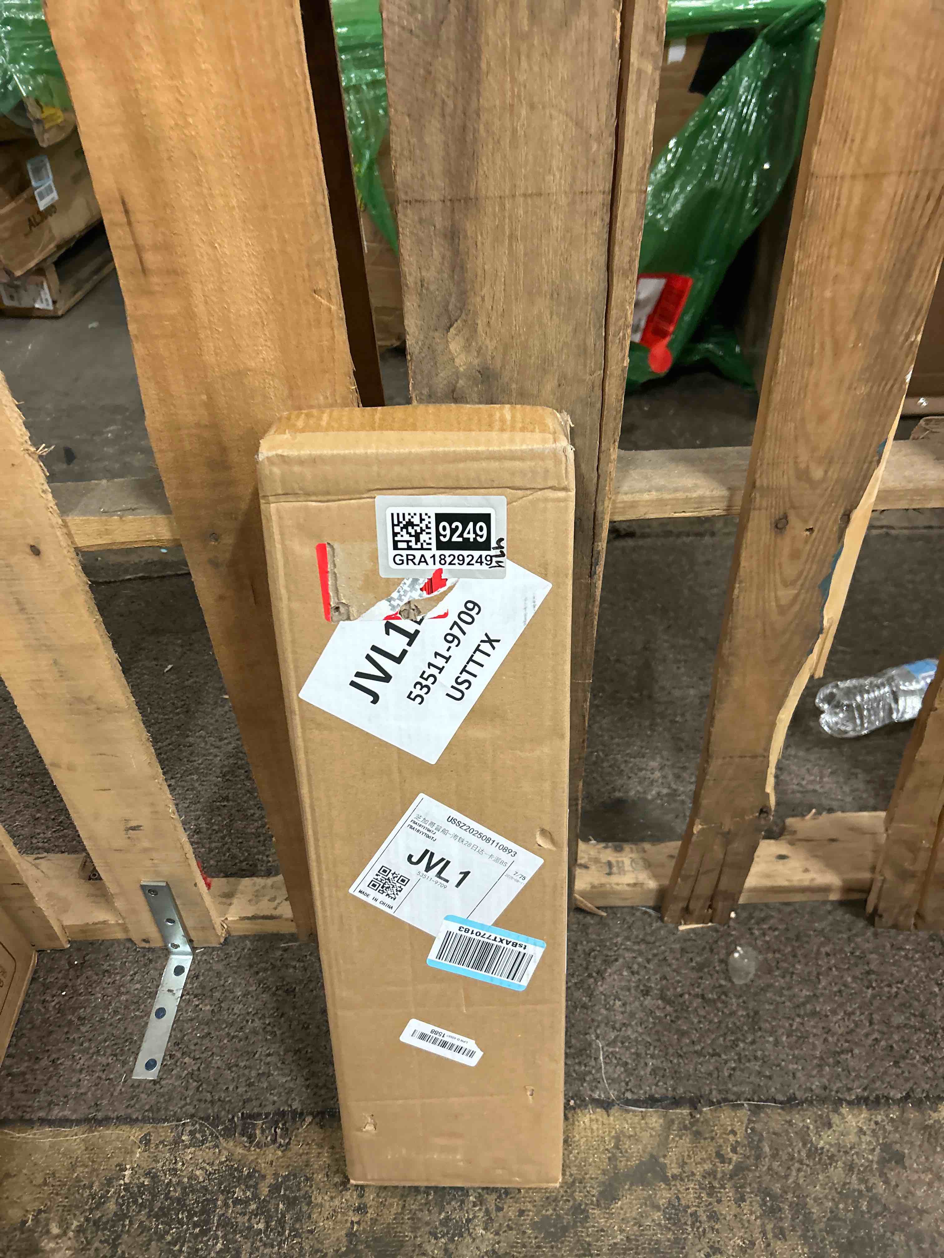 Condition photo showing New/Like New for Floating Shelves for Wall, Set of 2 Rustic Wood 24 Inches Wall Mounted Shelves for Bathroom?Bedroom, Living Room &Kitchen, Heavy Duty Display Picture Ledge Shelf for Home Decor Storage Brown