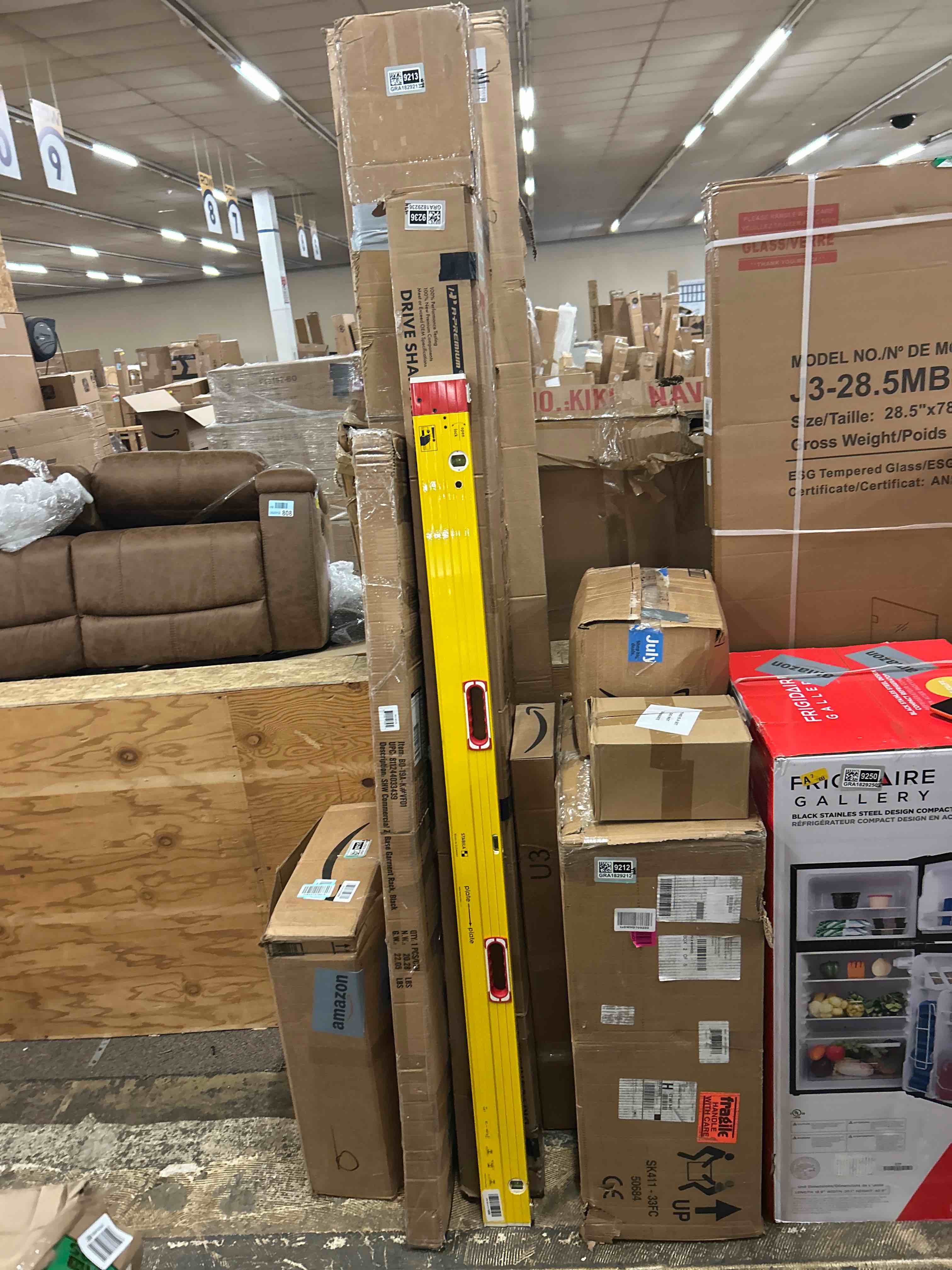 Condition photo showing New/Like New for Stabila 37472 72-Inch builders level, High Strength Frame, Accuracy Certified Professional Level